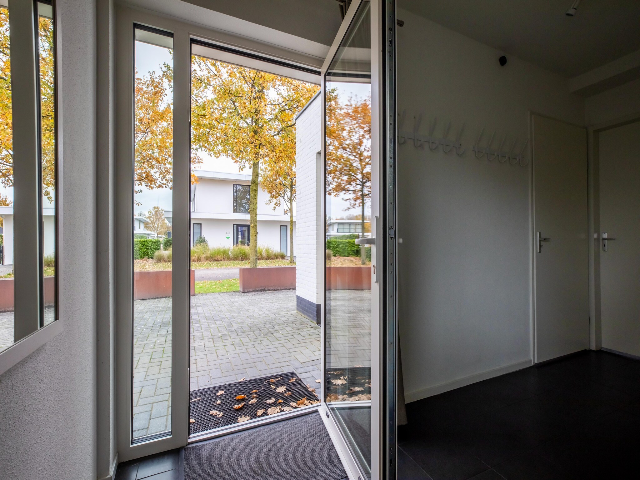 Foto's Moderne villa bij Harderwijk met bubbelbad - Belvilla by Oyo