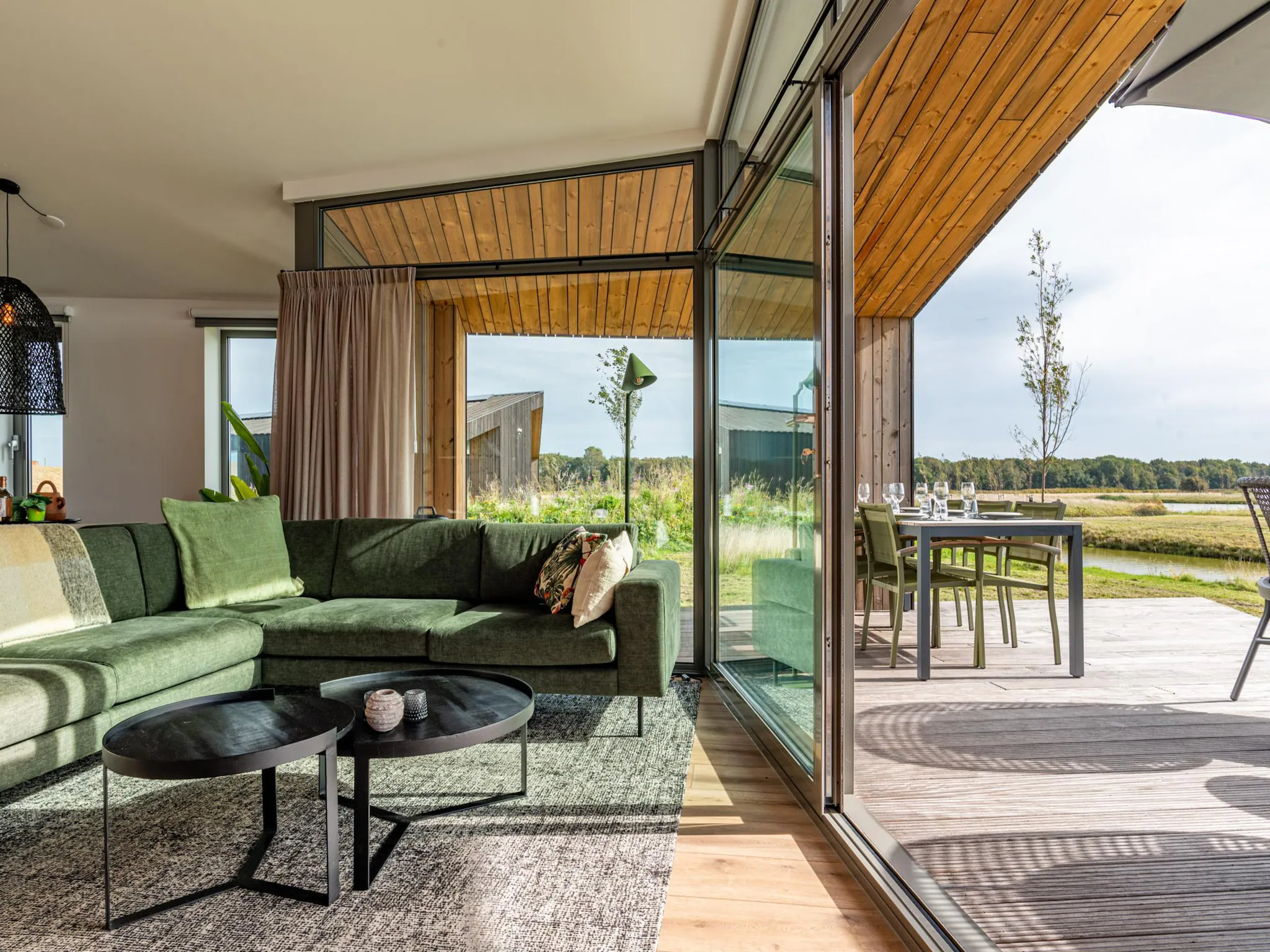 Foto's Gezellig vakantiehuis met terras - Belvilla by Oyo