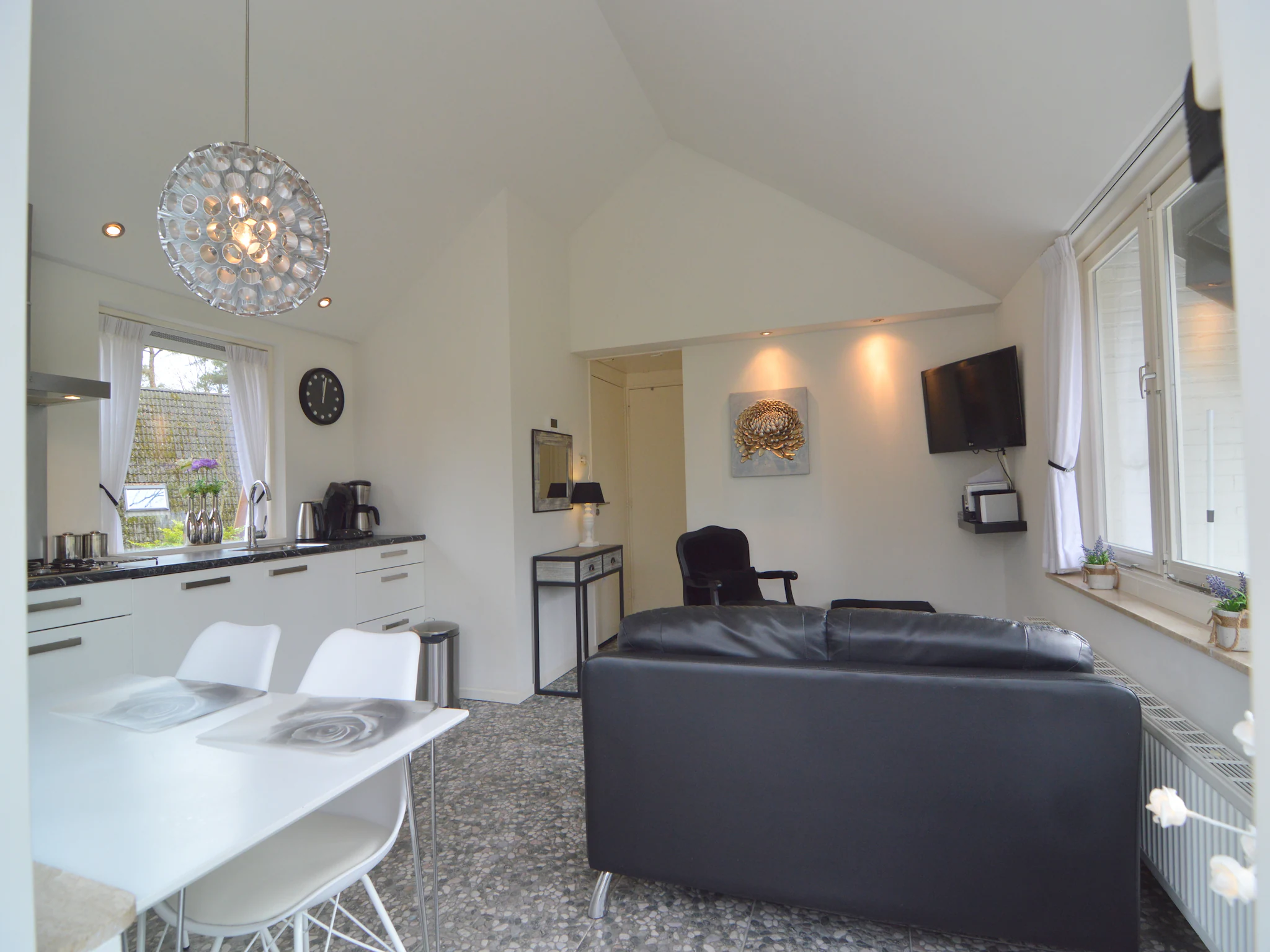 Foto's Vrijstaande woning op park met vloerverwarming en geweldig uitzicht - Belvilla by Oyo
