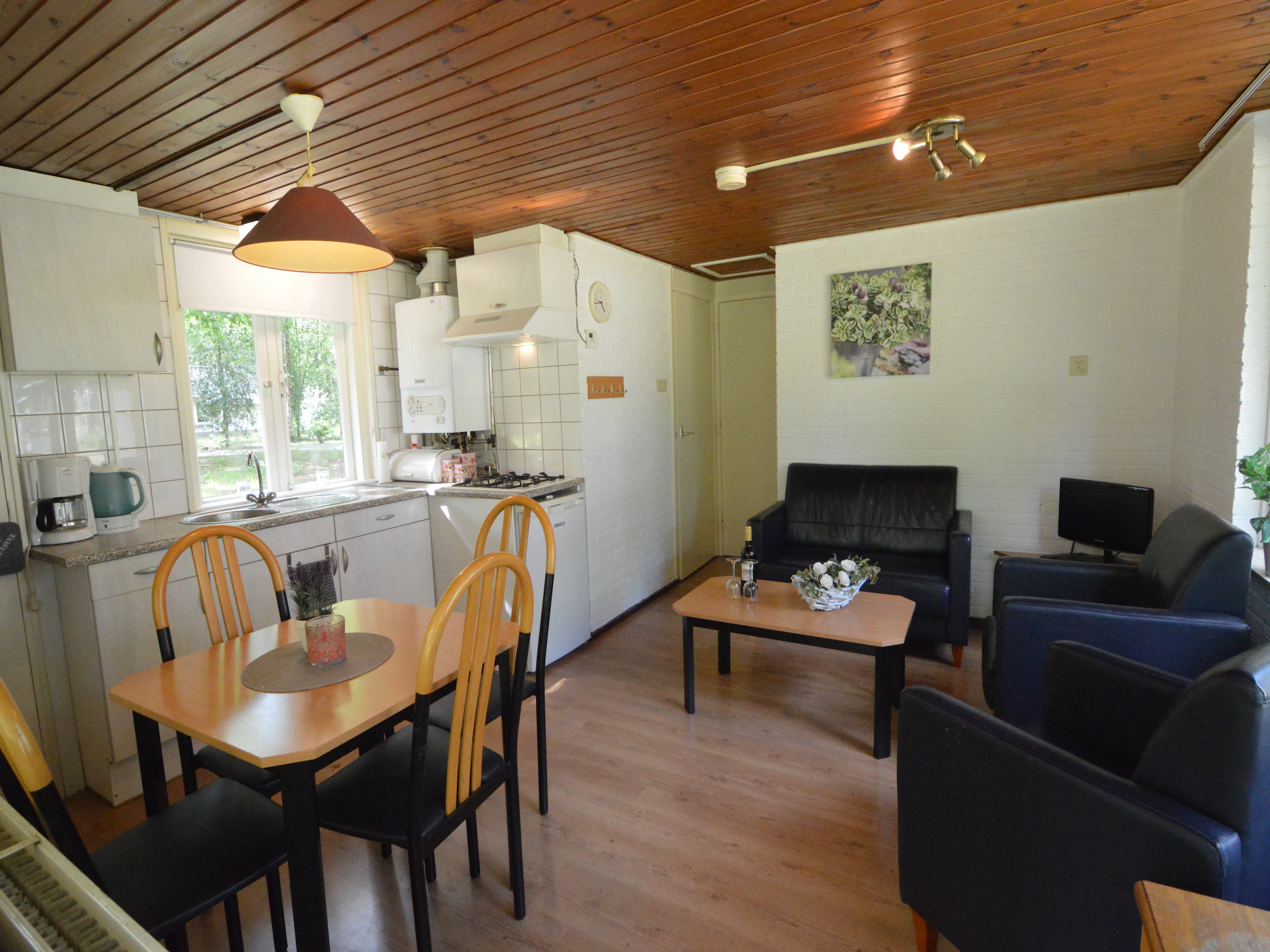 Foto's Vrijstaande bungalow met heerlijk overdekt terras - Belvilla by Oyo