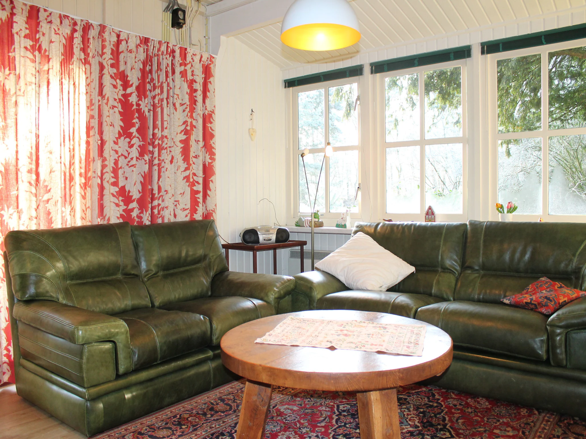 Foto's Houten vakantiehuis in Maarheeze midden op de heide - Belvilla by Oyo