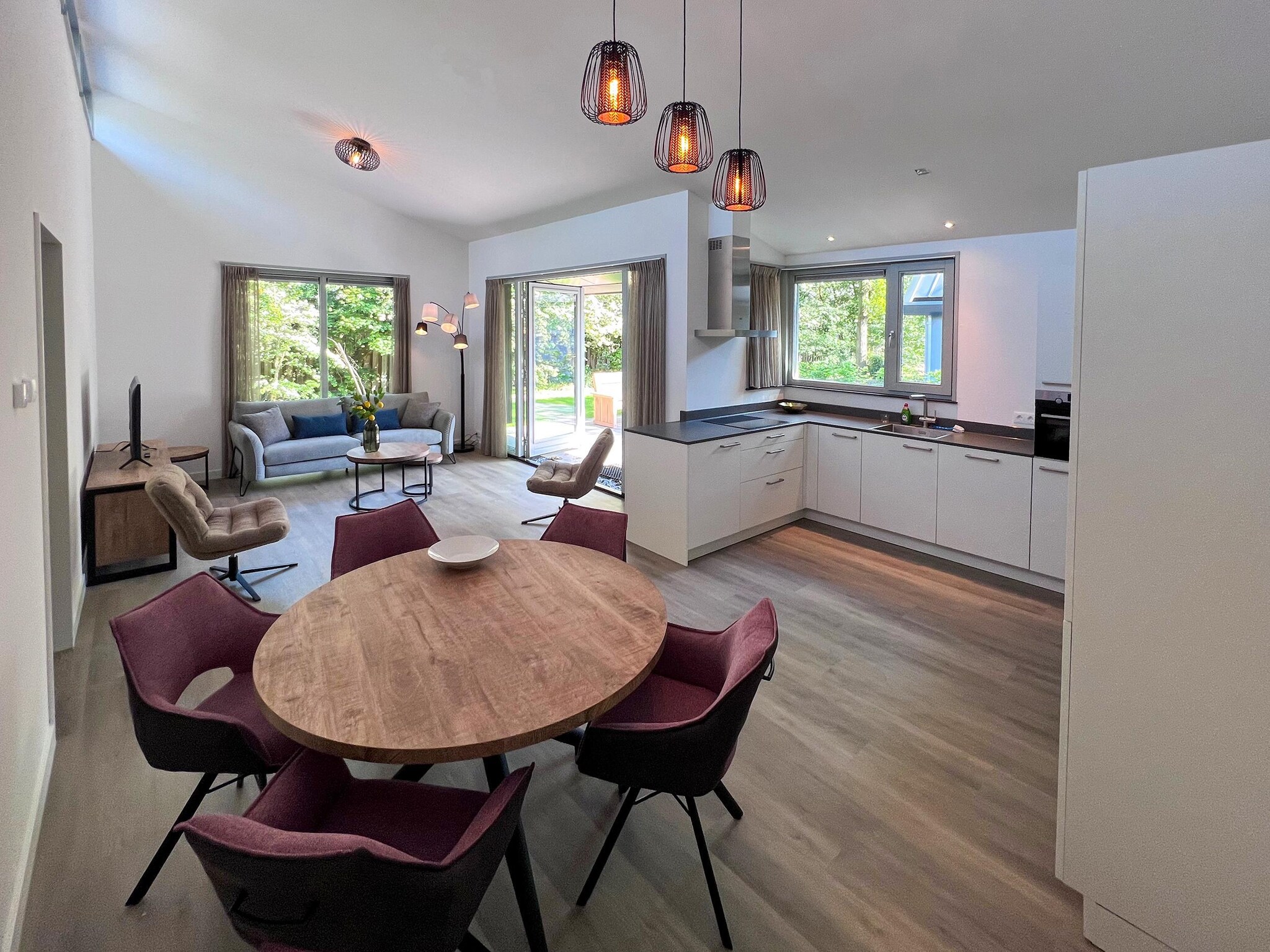 Foto's Moderne villa met terras en tuin te Dirkshorn - Belvilla by Oyo