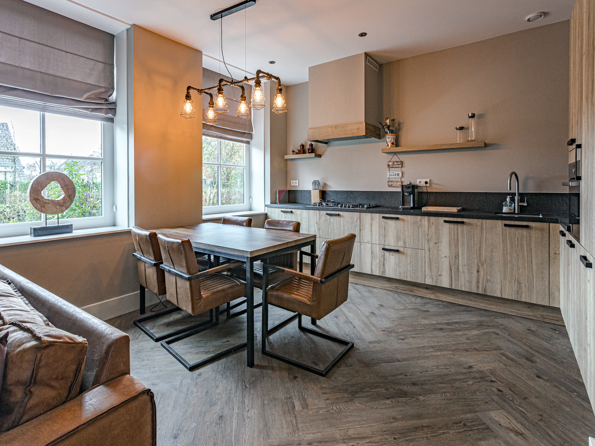 Foto's Prachtig vakantiehuis in Nijverdal met een Jacuzzi - Belvilla by Oyo