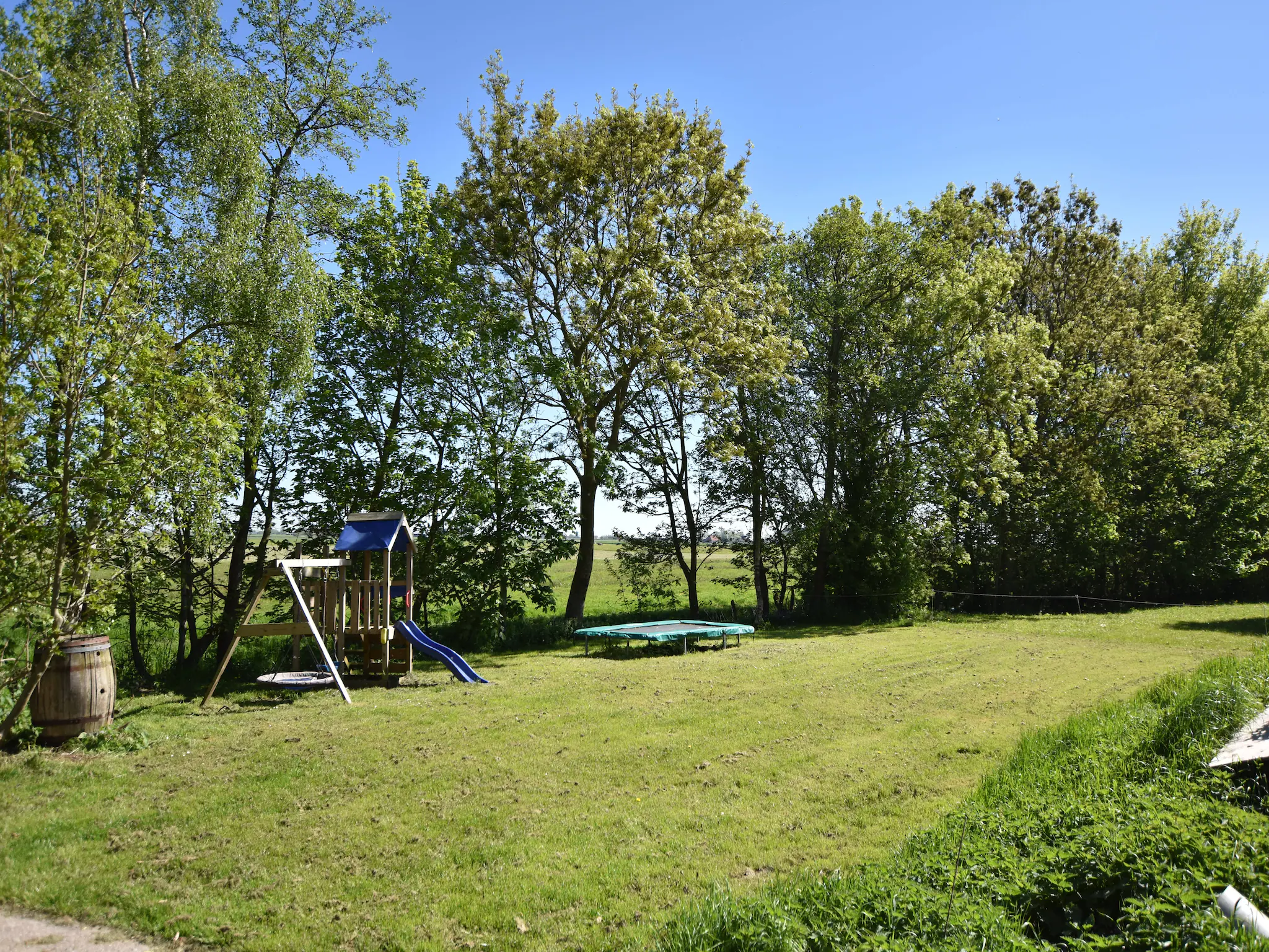 Foto's Vakantiehuis met heerlijk zonnig terras - Belvilla by Oyo