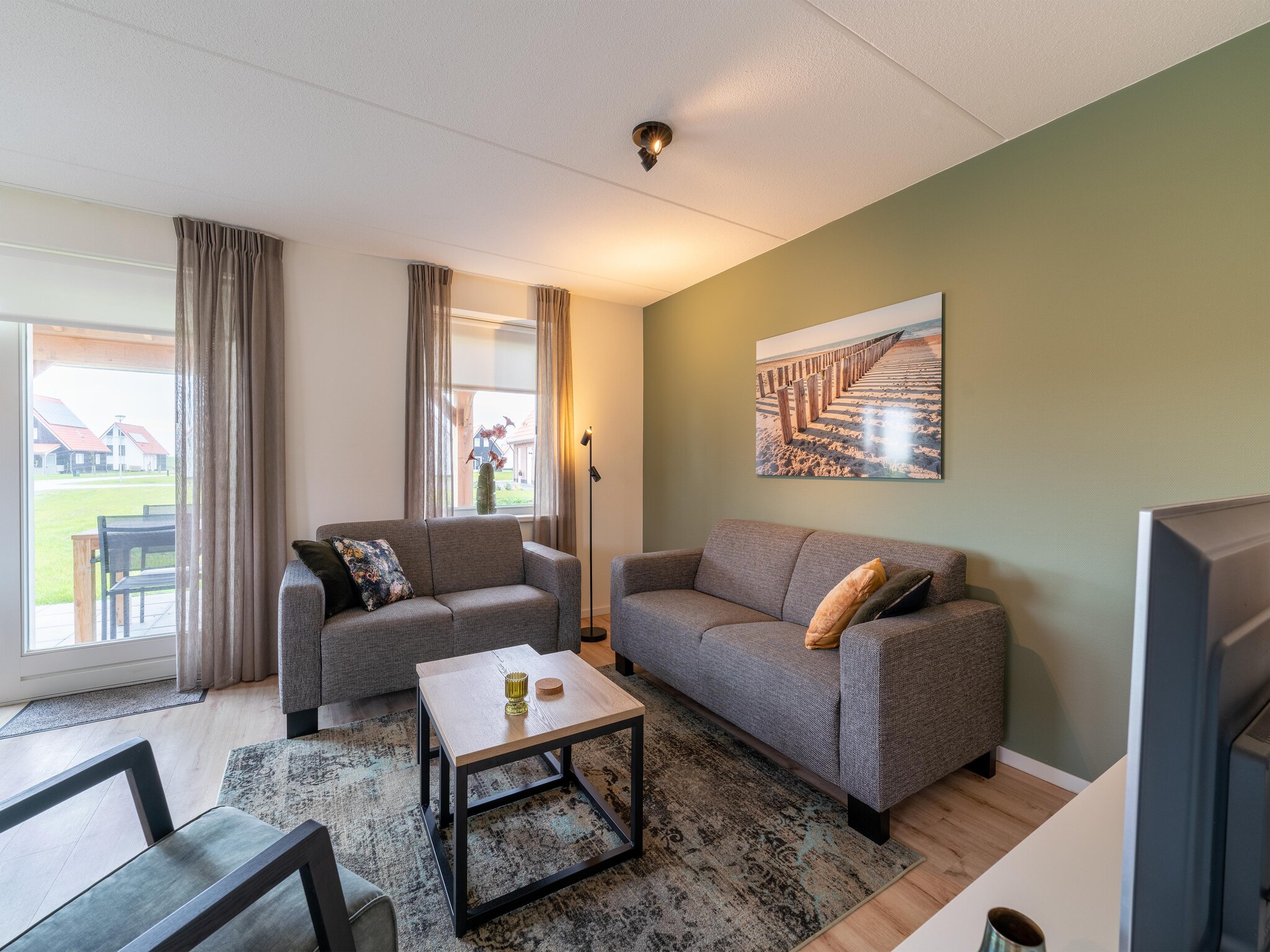 Foto's Moderne vakantiewoning in Scherpenisse met tuin - Belvilla by Oyo