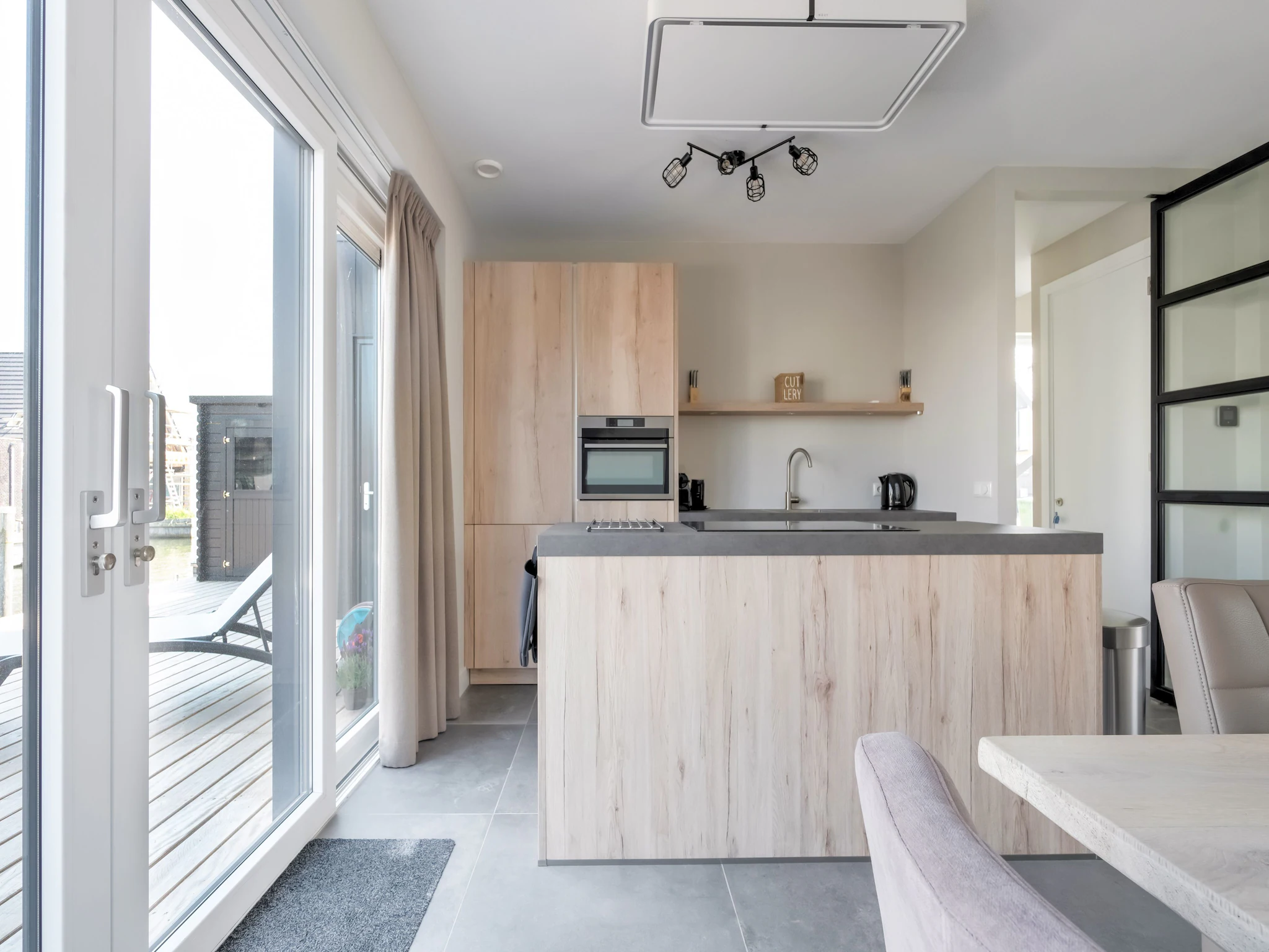 Foto's Nieuw vakantiehuis in Stavoren met een wellness - Belvilla by Oyo