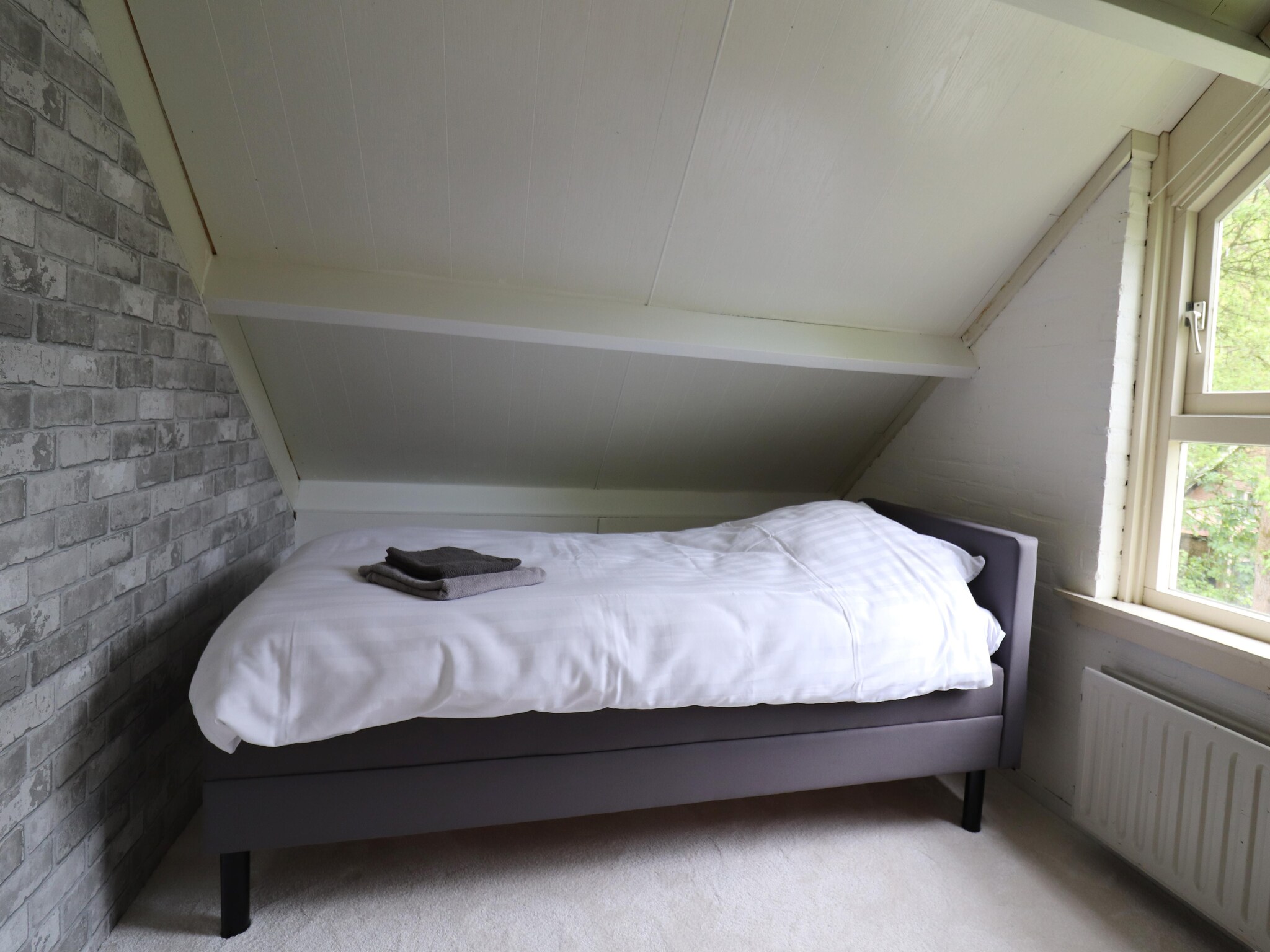 Foto's Vrijstaand Vakantiehuis met Tuin - Belvilla by Oyo