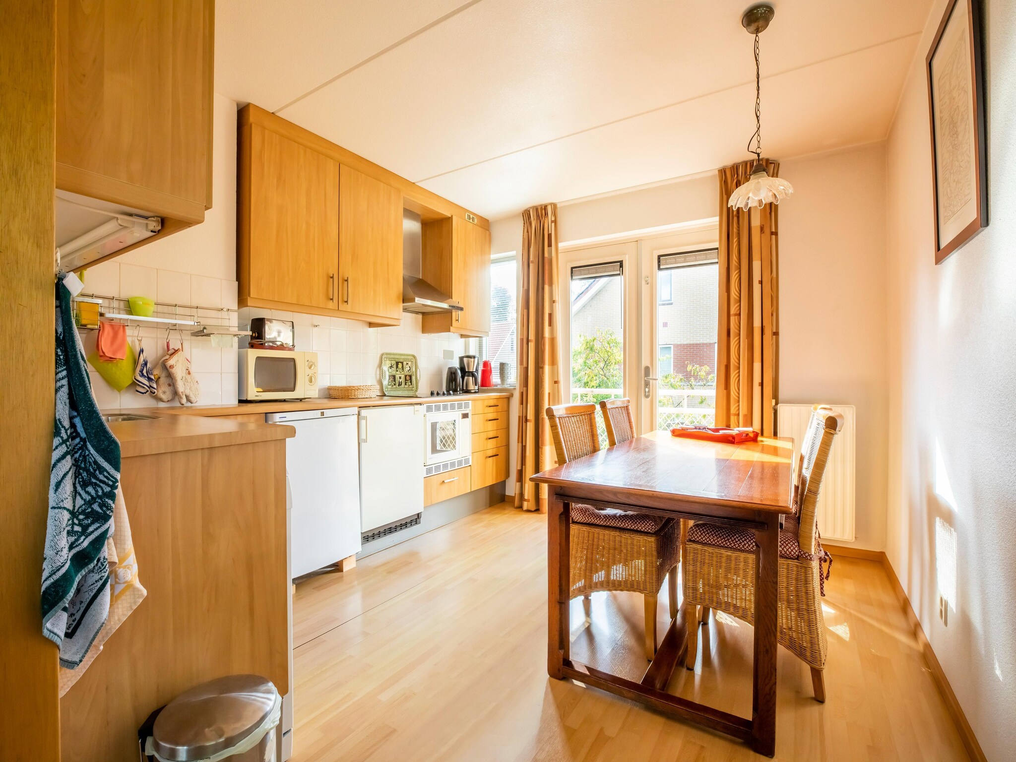 Foto's Comfortabel appartement in Hoorn met Frans balkon - Belvilla by Oyo