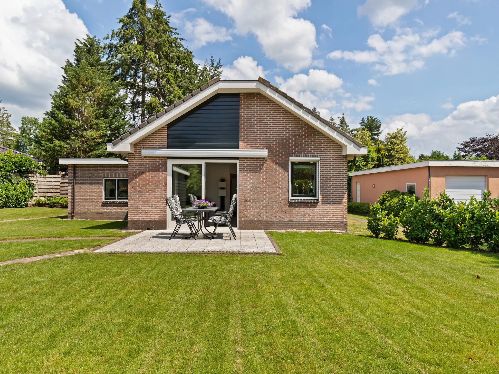 Foto's Leuk vakantiehuis in Putten met een tuin - Belvilla by Oyo