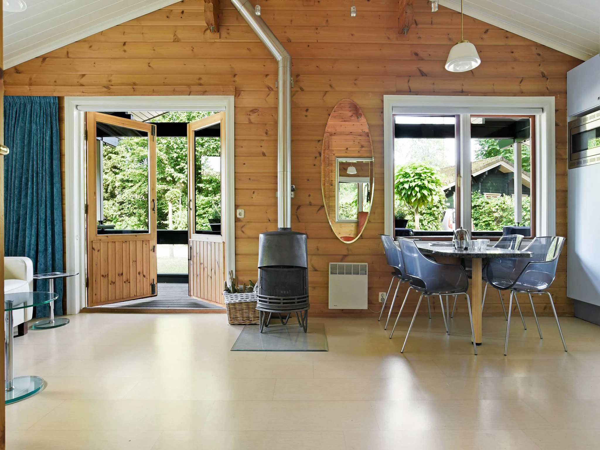 Foto's Finse chalet met privÃ© tuin en houtgestookte sauna nabij de Veluwe - Belvilla by Oyo