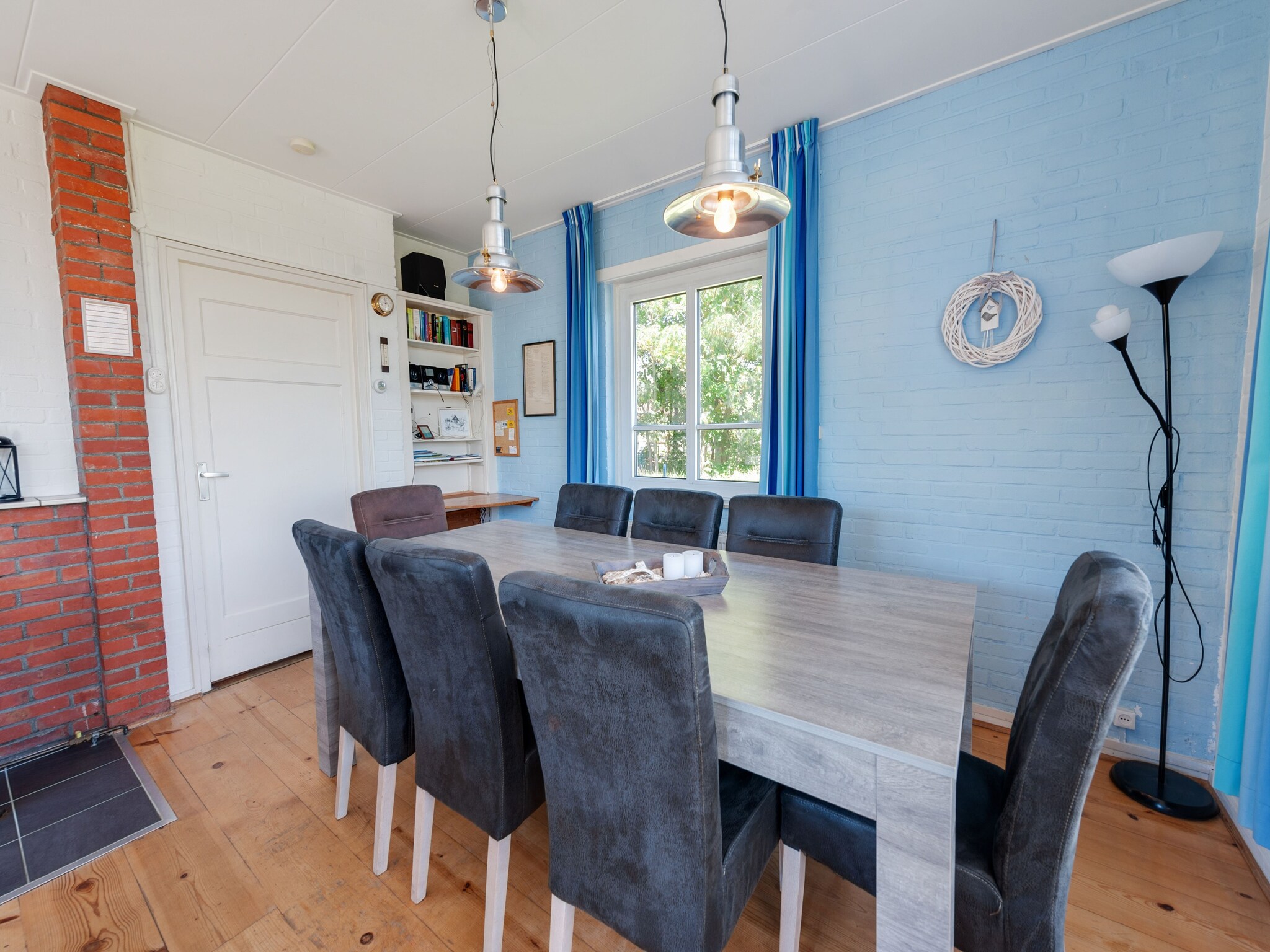 Foto's Prachtige duinvilla met rieten dak - Belvilla by Oyo