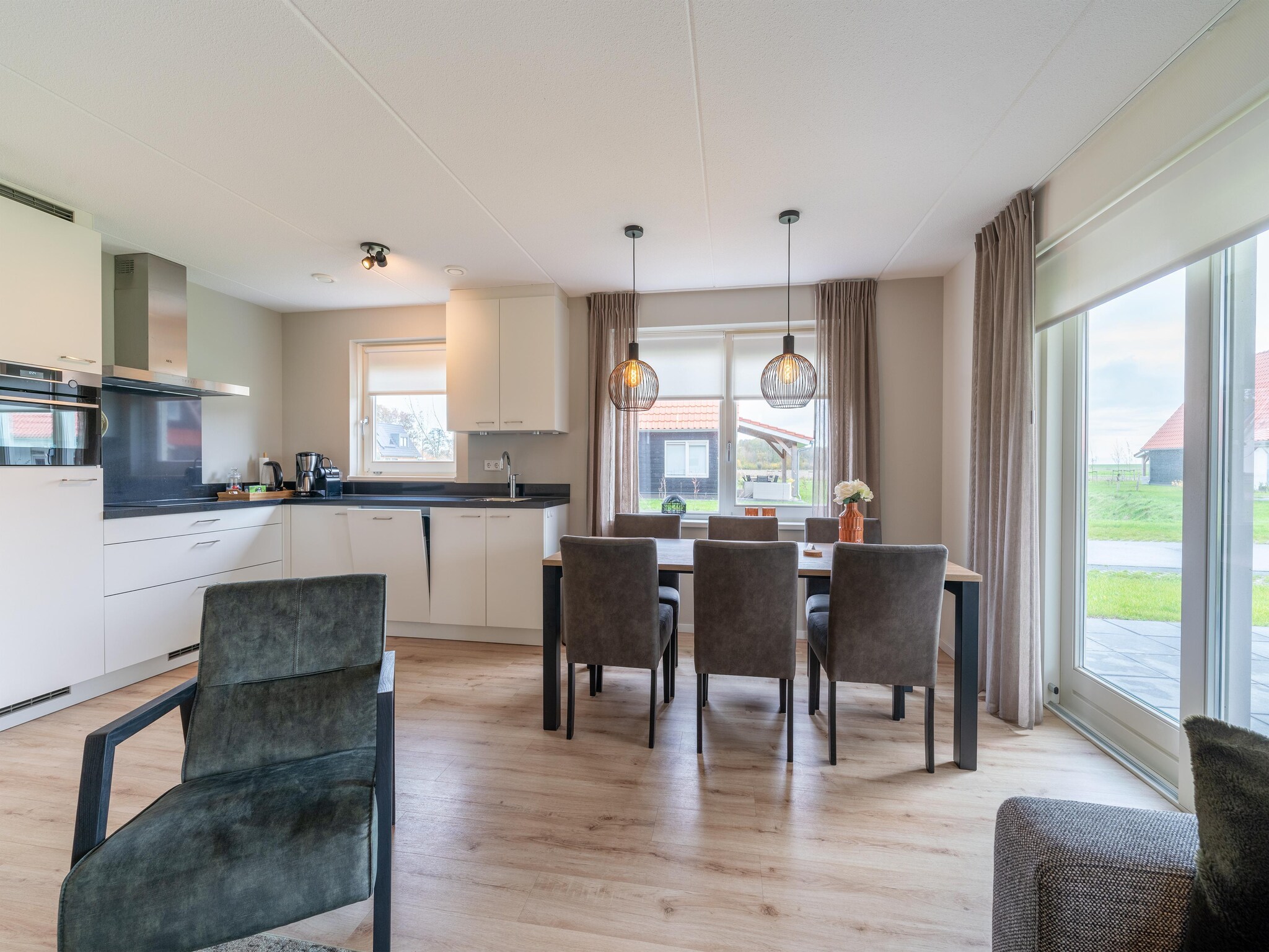 Foto's Moderne vakantiewoning in Scherpenisse met tuin - Belvilla by Oyo