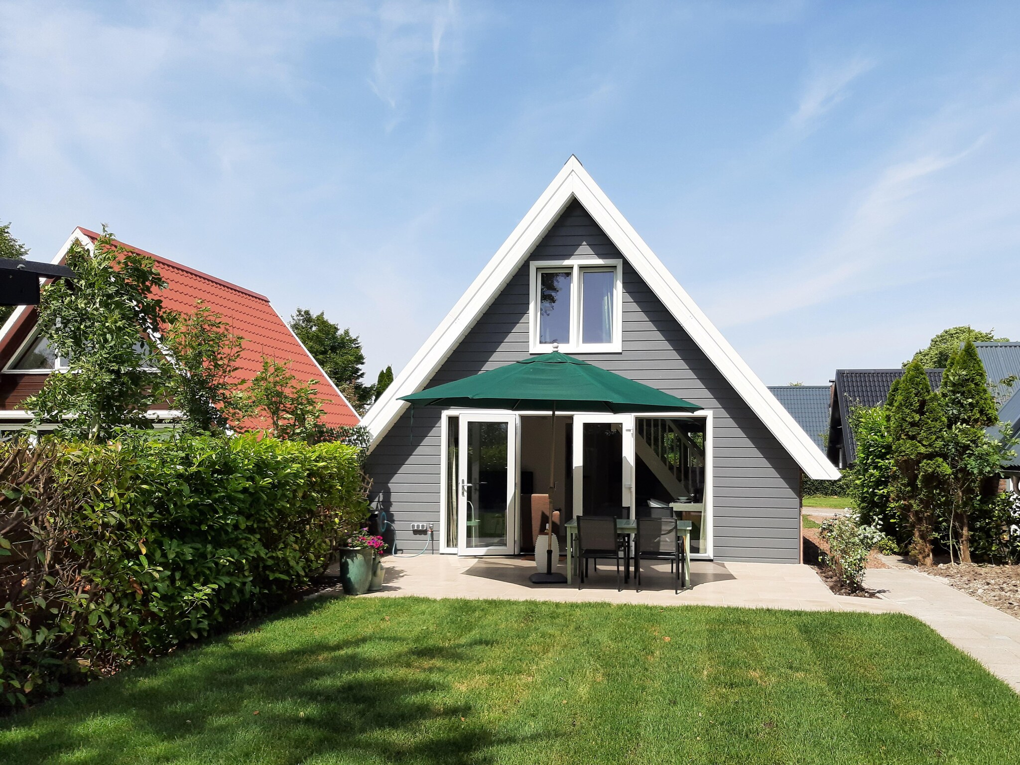 Foto's Stijlvol vakantiehuis aan zee - Belvilla by Oyo