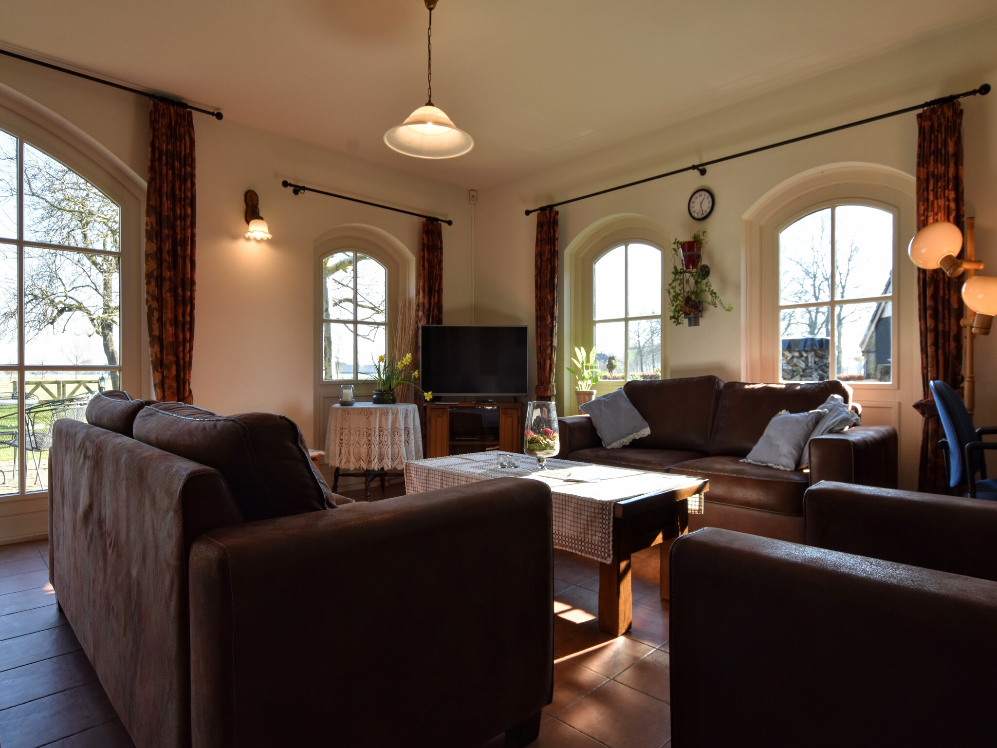 Foto's Ruime vakantieboerderij in Bronckhorst met privÃ©tuin - Belvilla by Oyo