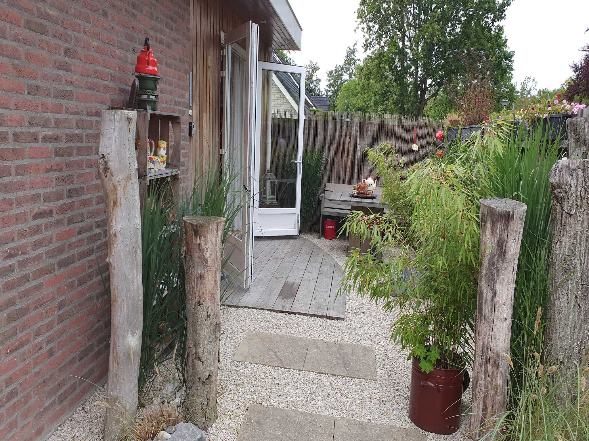 Foto's Retro-stijl vakantiehuis nabij Veerse meer - Belvilla by Oyo