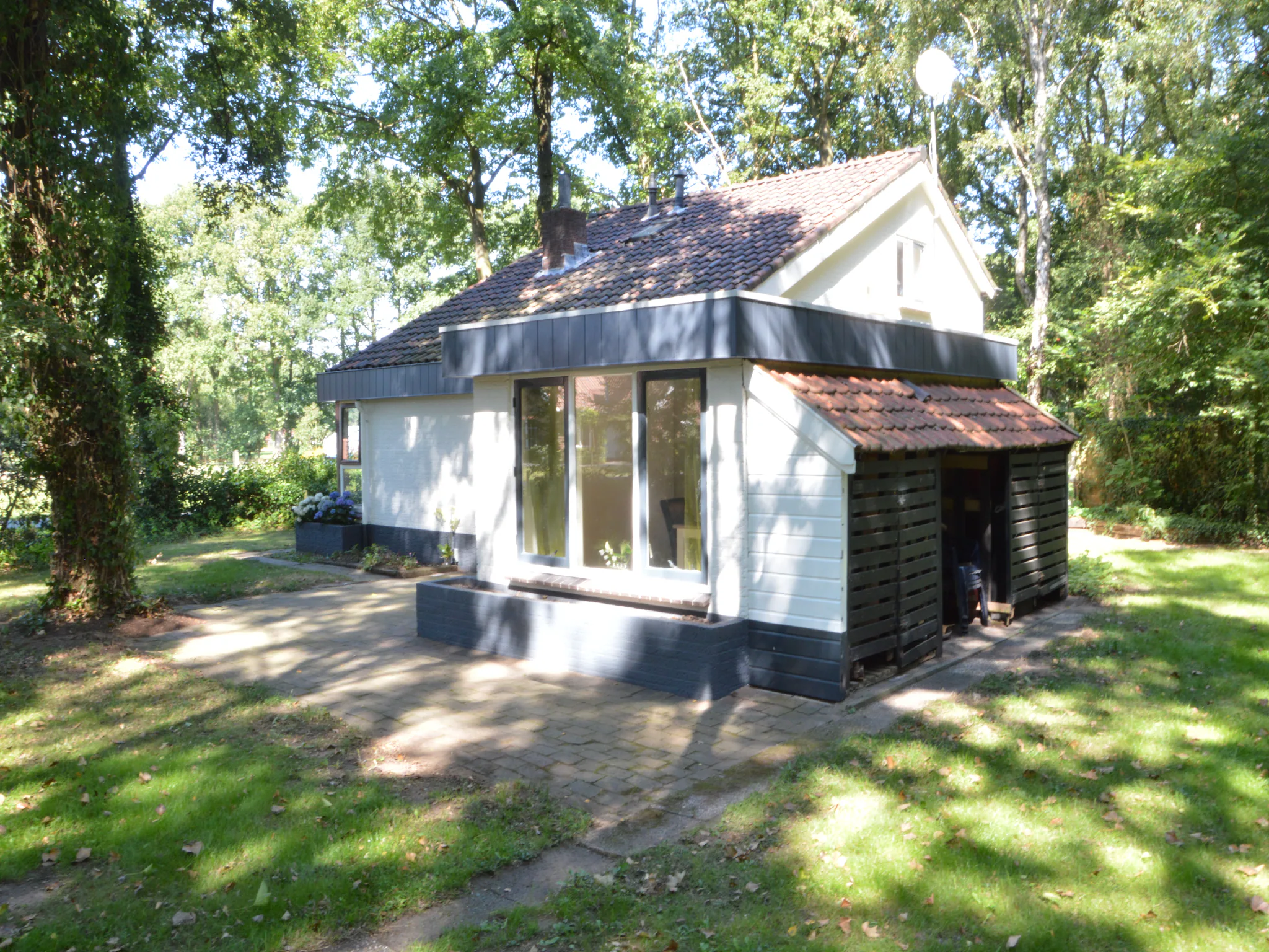 Foto's Vrijstaande villa in Haaksbergen met open haard - Belvilla by Oyo