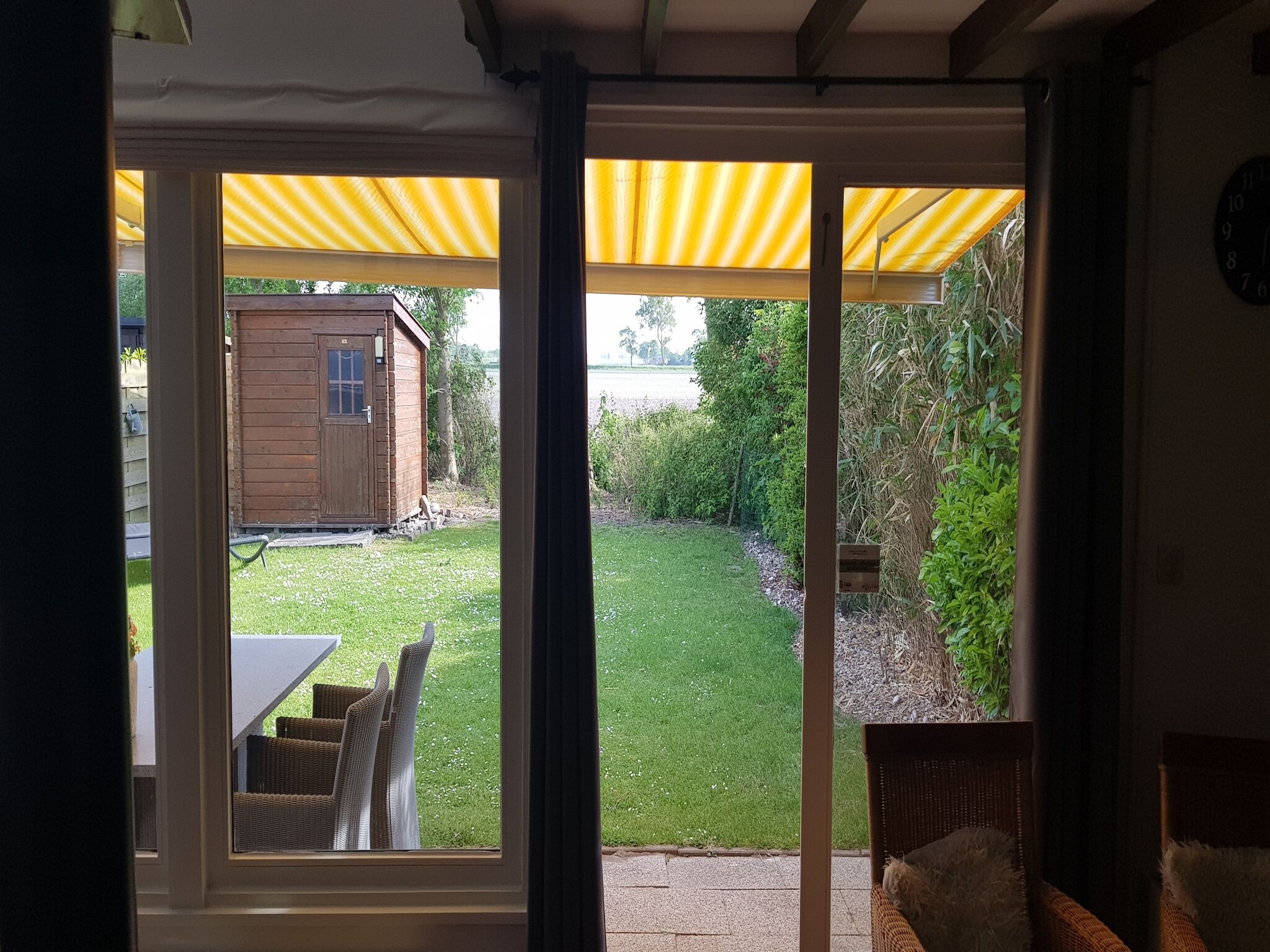 Foto's Huisje met weids uitzicht en tuin op het zuiden - Belvilla by Oyo