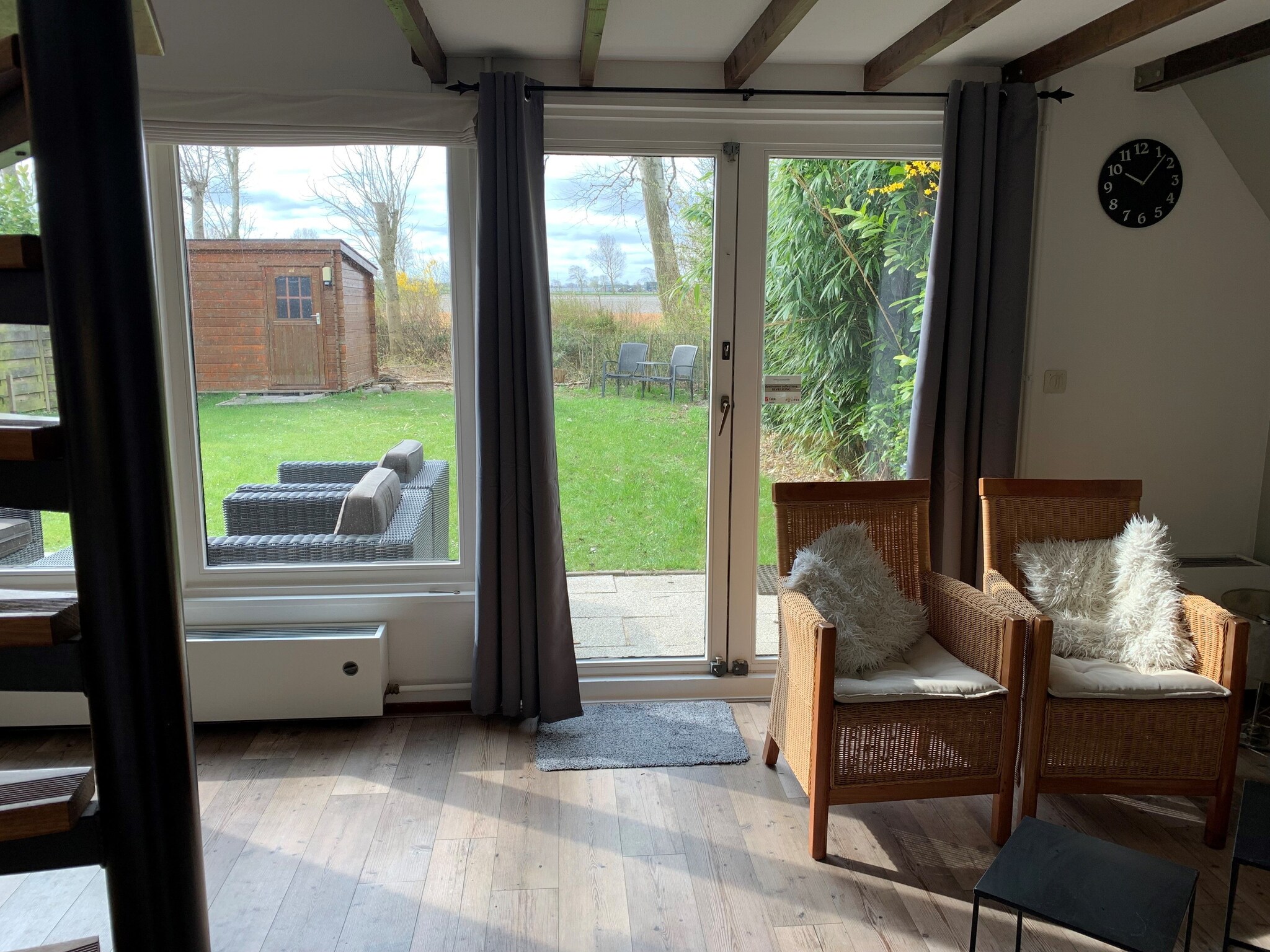 Foto's Huisje met weids uitzicht en tuin op het zuiden - Belvilla by Oyo