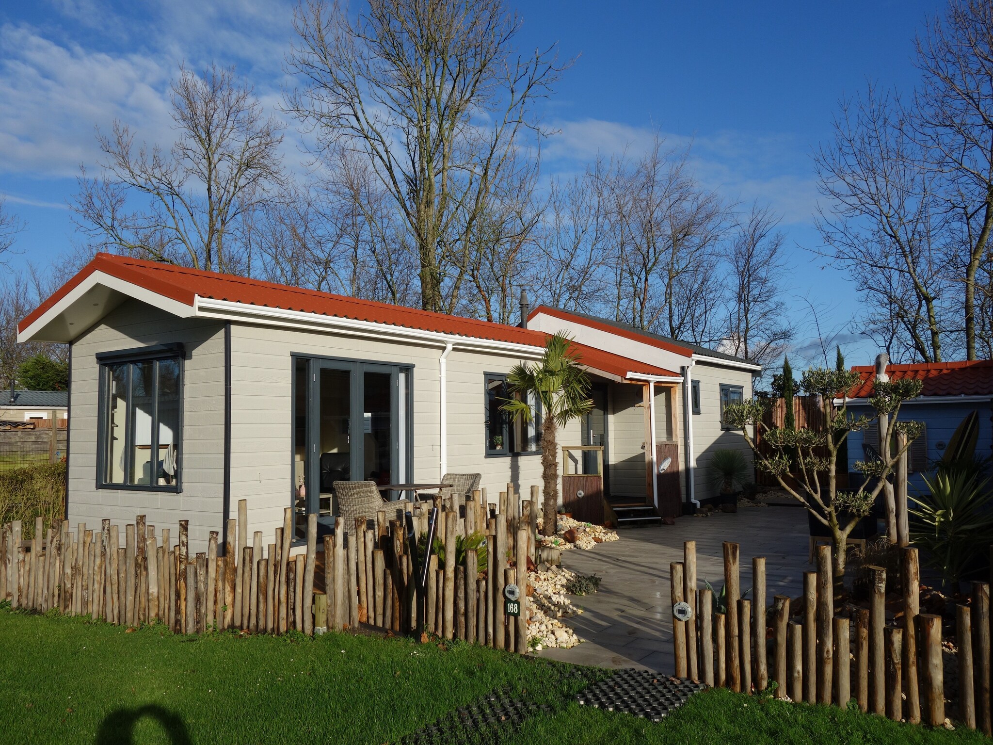 Foto's Chalet Sea Rocks met uitzicht en tuin - Belvilla by Oyo