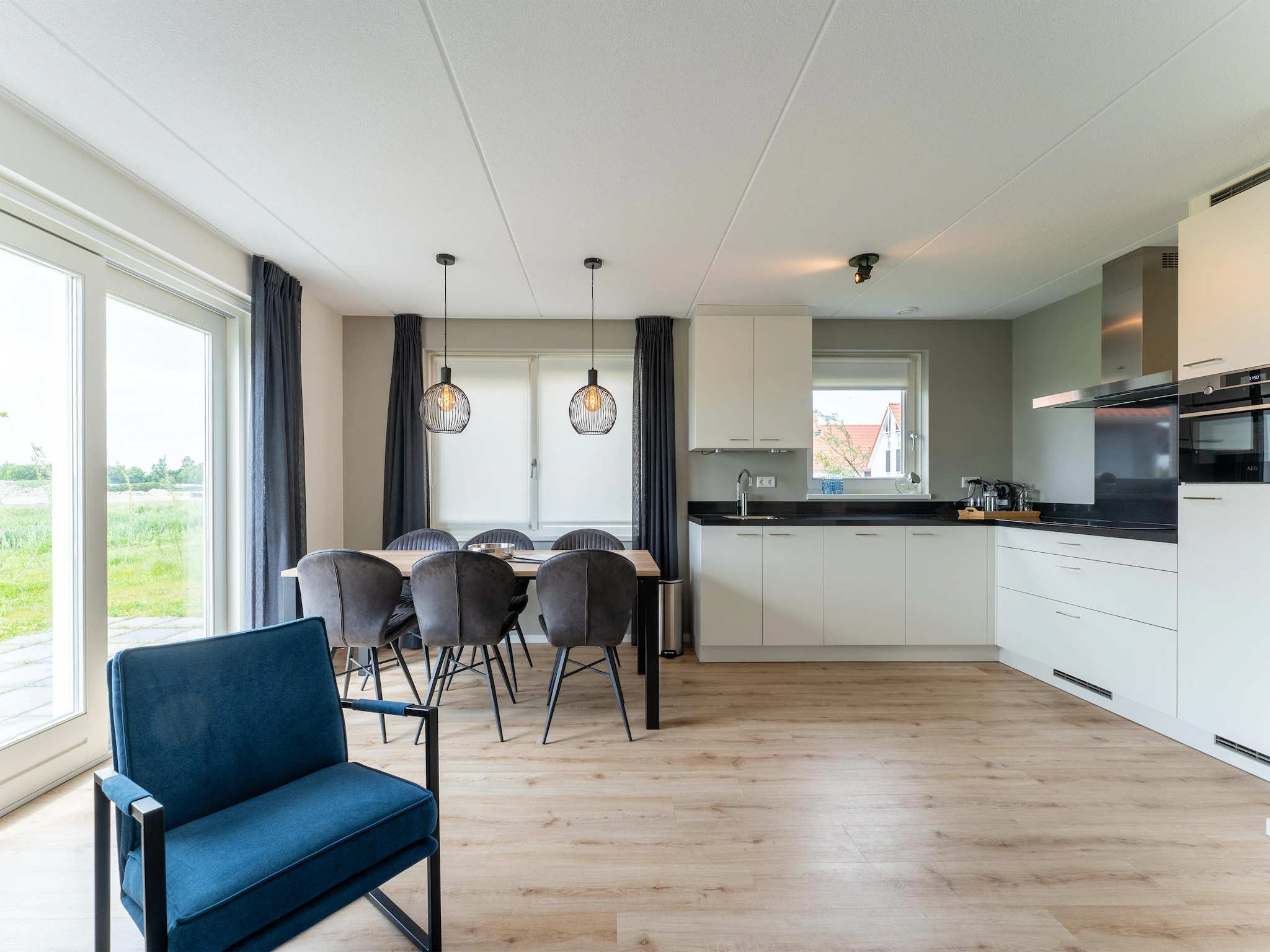 Foto's Modern vrijstaand vakantiehuis in Scherpenisse met een tuin - Belvilla by Oyo