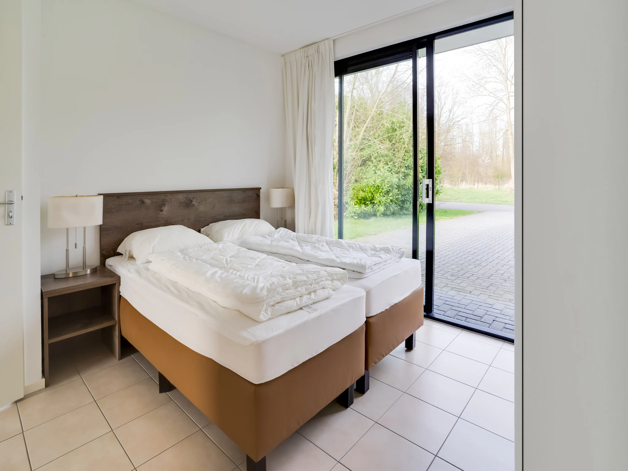 Foto's Prime villa met terras en steiger - Belvilla by Oyo