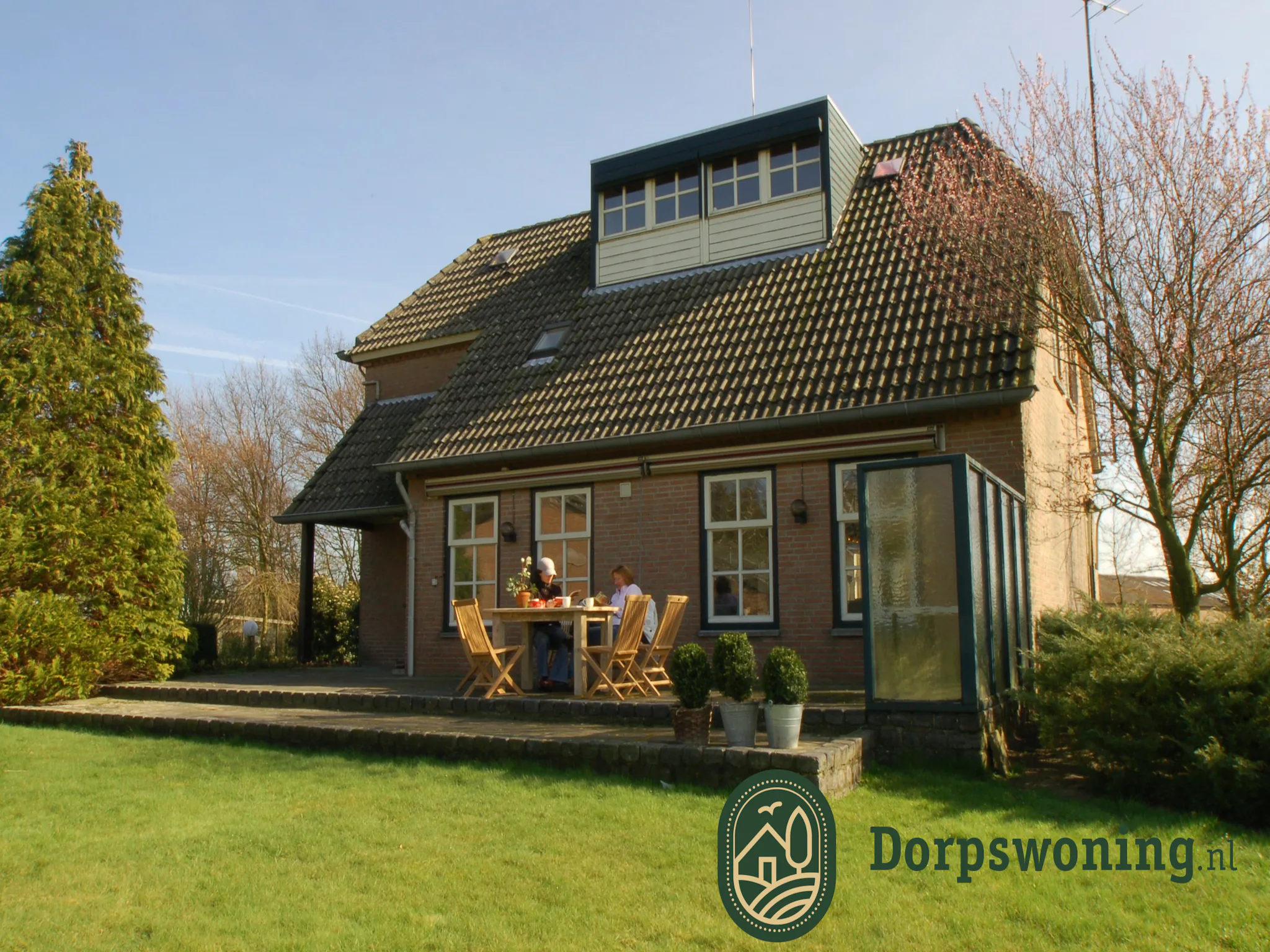 Foto's Mooie vakantiewoning in Leende met omheinde tuin - Belvilla by Oyo