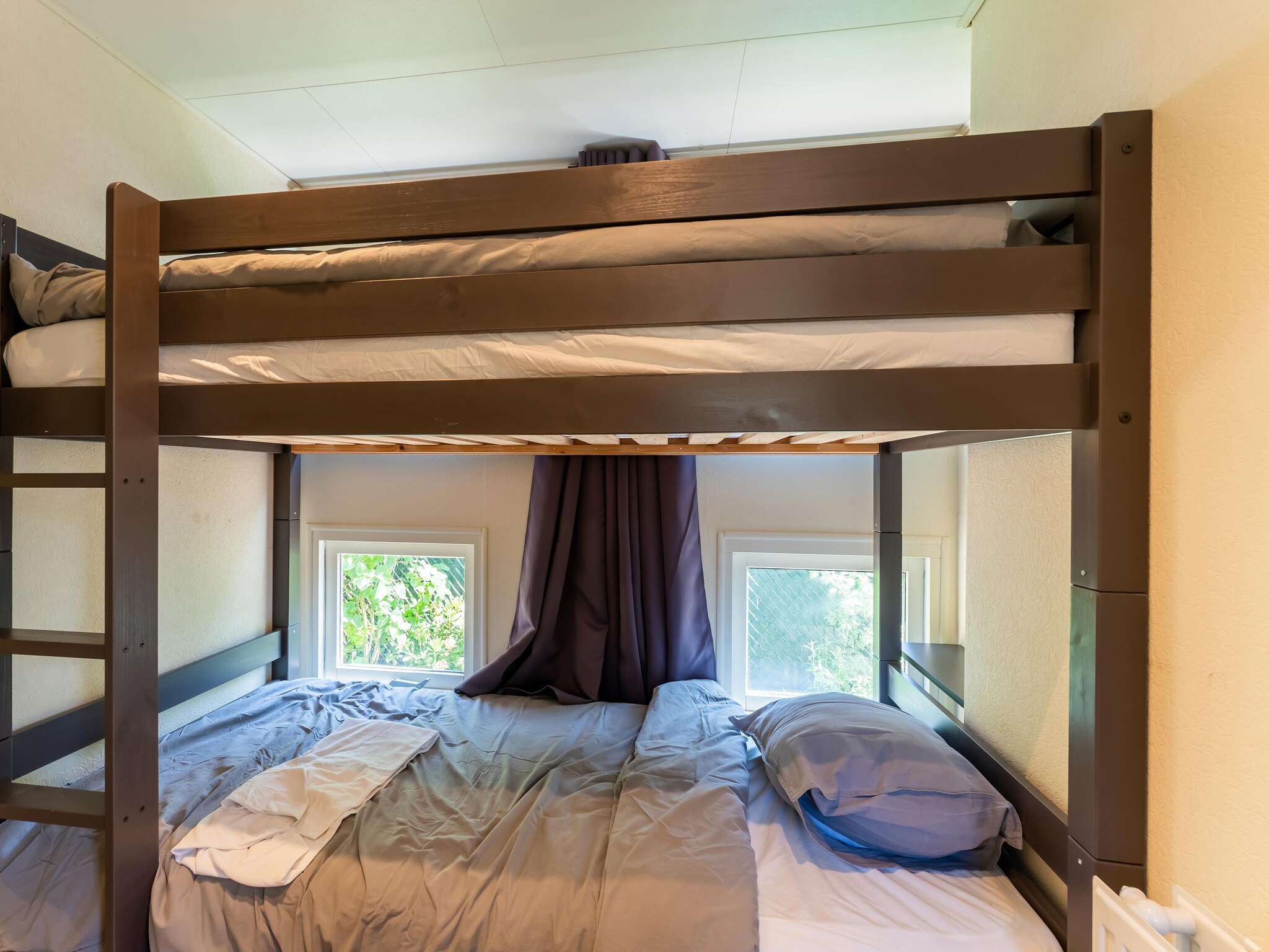 Foto's Chalet in Grenspark Kalmhoutse Heide bij Antwerpen - Belvilla by Oyo