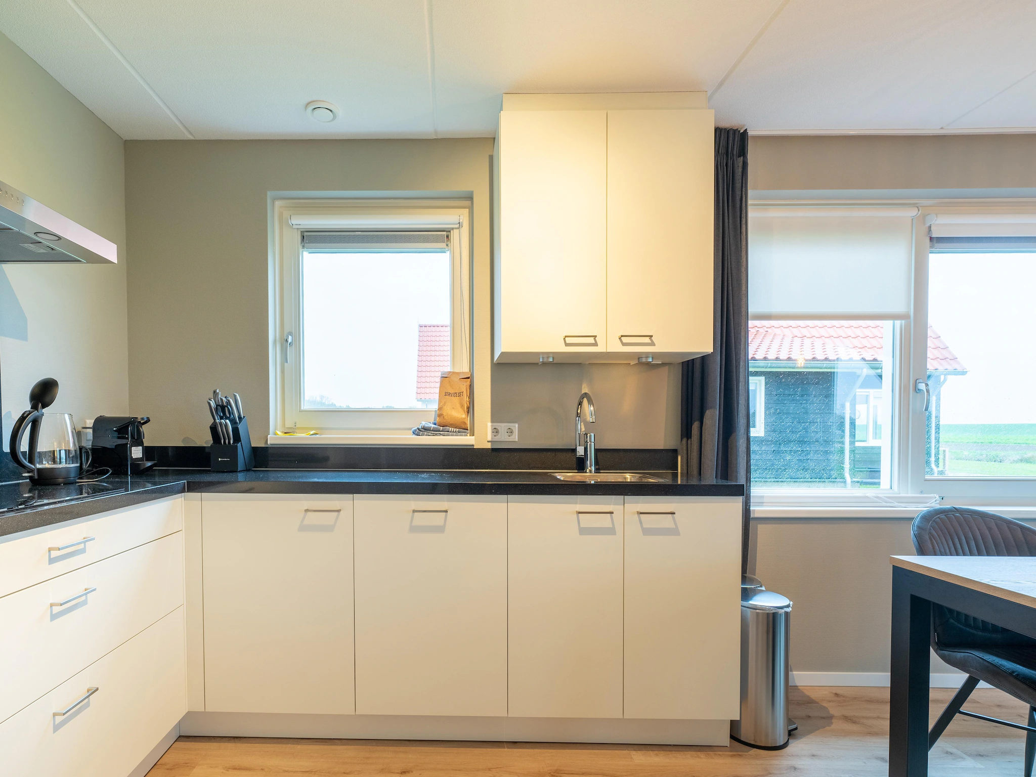 Foto's Modern vakantiehuis aan zee met sauna - Belvilla by Oyo