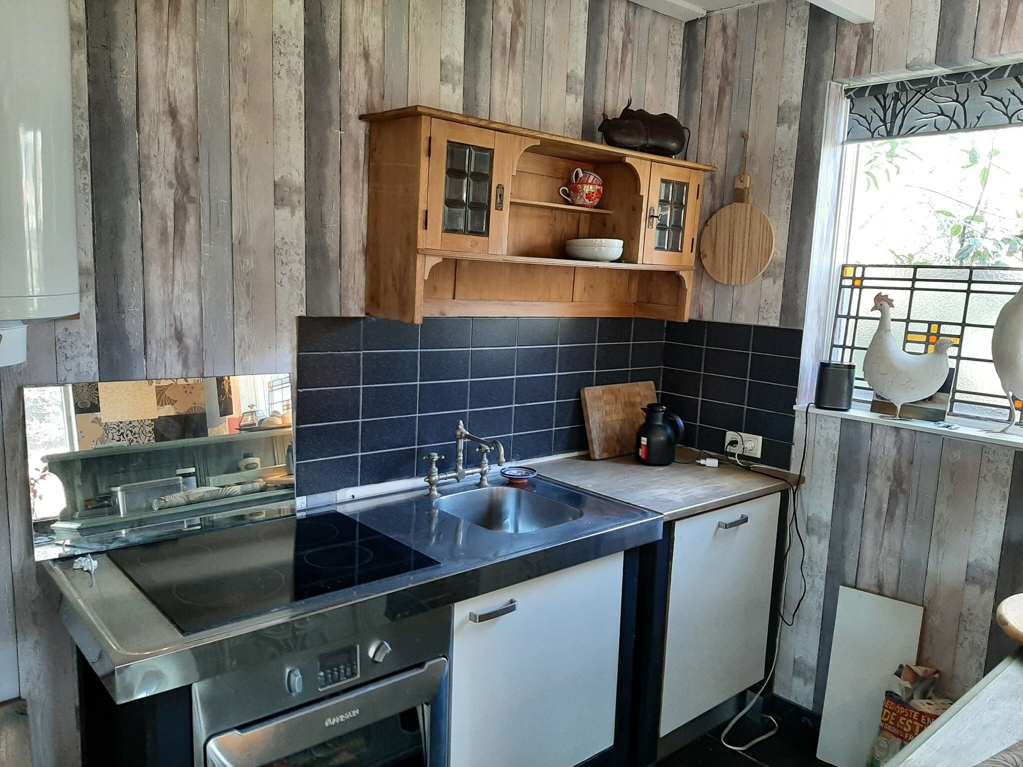 Foto's Eigentijds uniek Atelier met hottub aan het Pieterpad. - Belvilla by Oyo