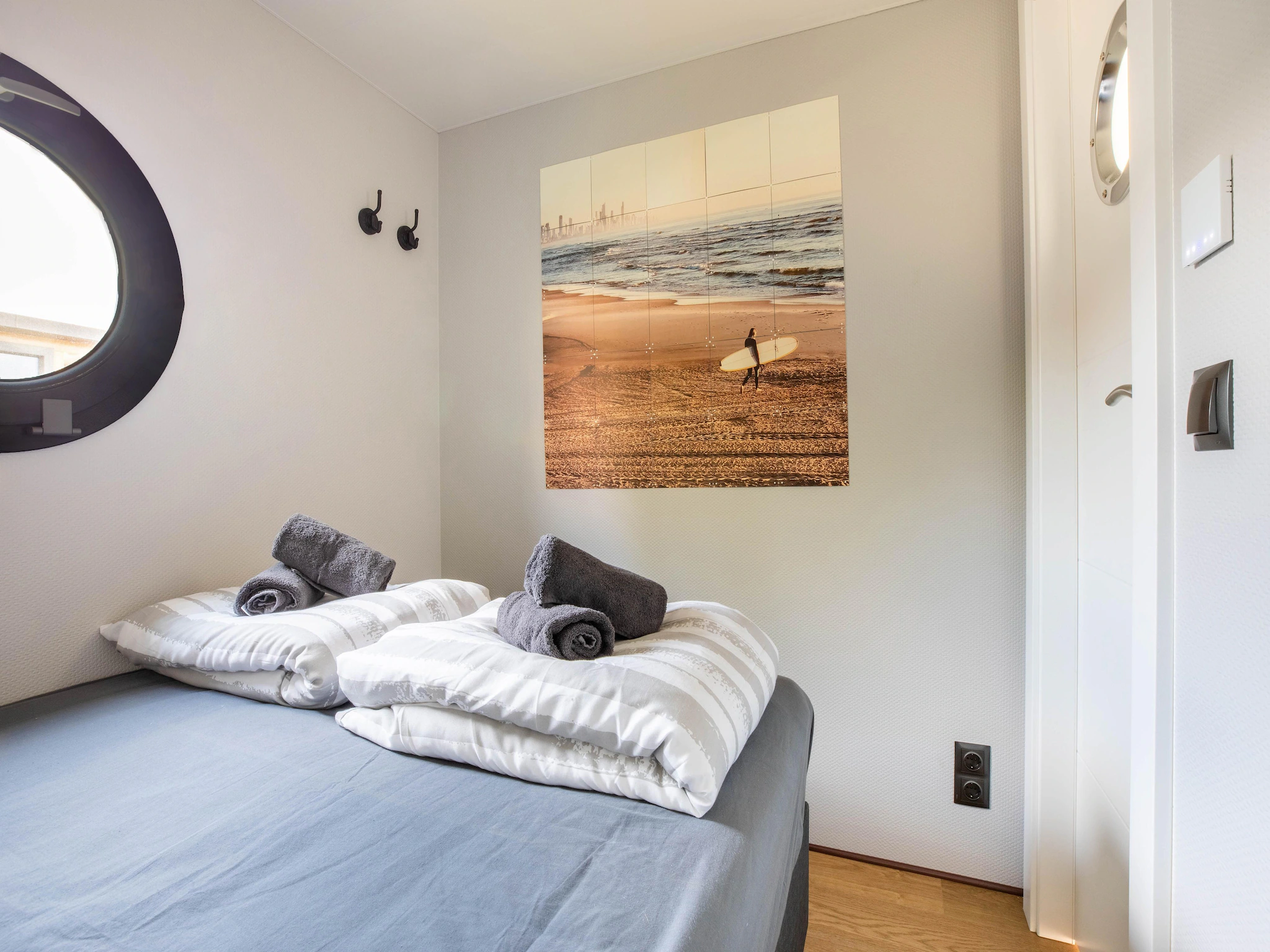 Foto's Comfortabele woonboot in jachthaven Volendam - Belvilla by Oyo