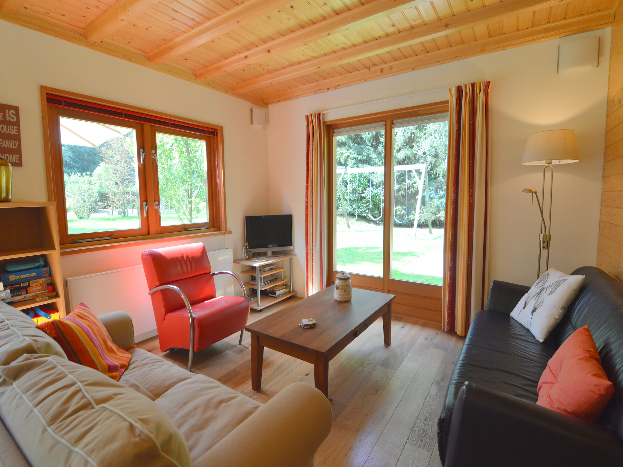 Foto's Houten villa op de Veluwe - Belvilla by Oyo