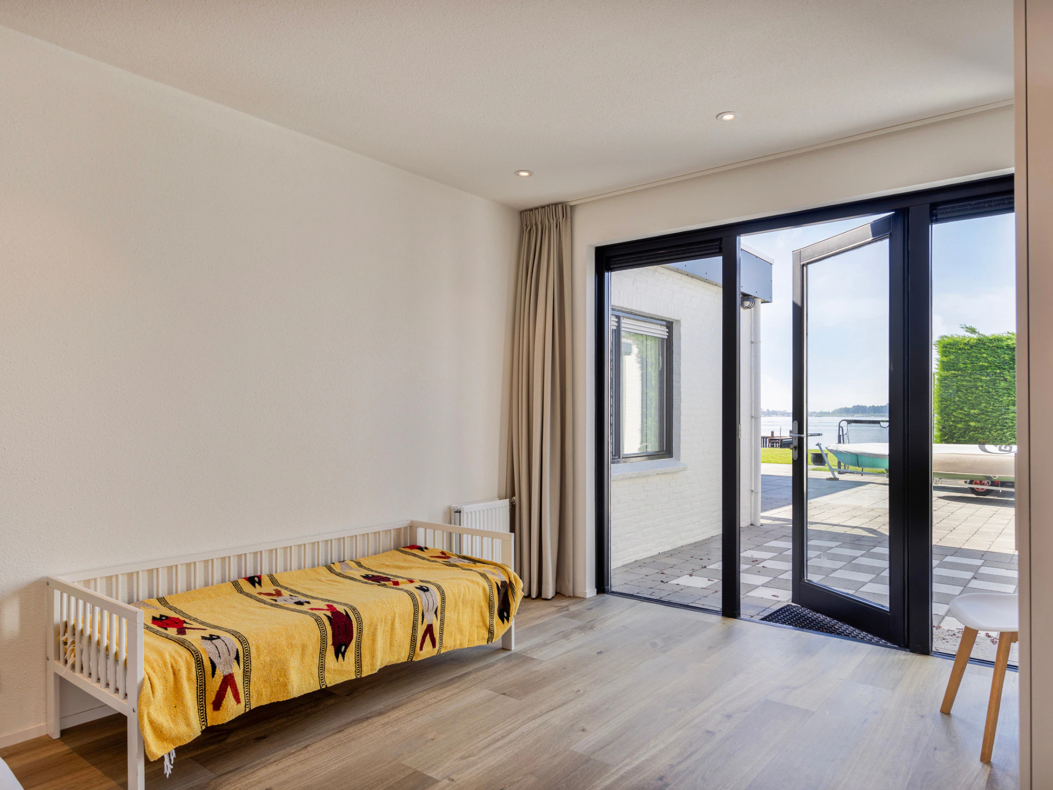 Foto's Ruime villa in Kamperland nabij meer - Belvilla by Oyo