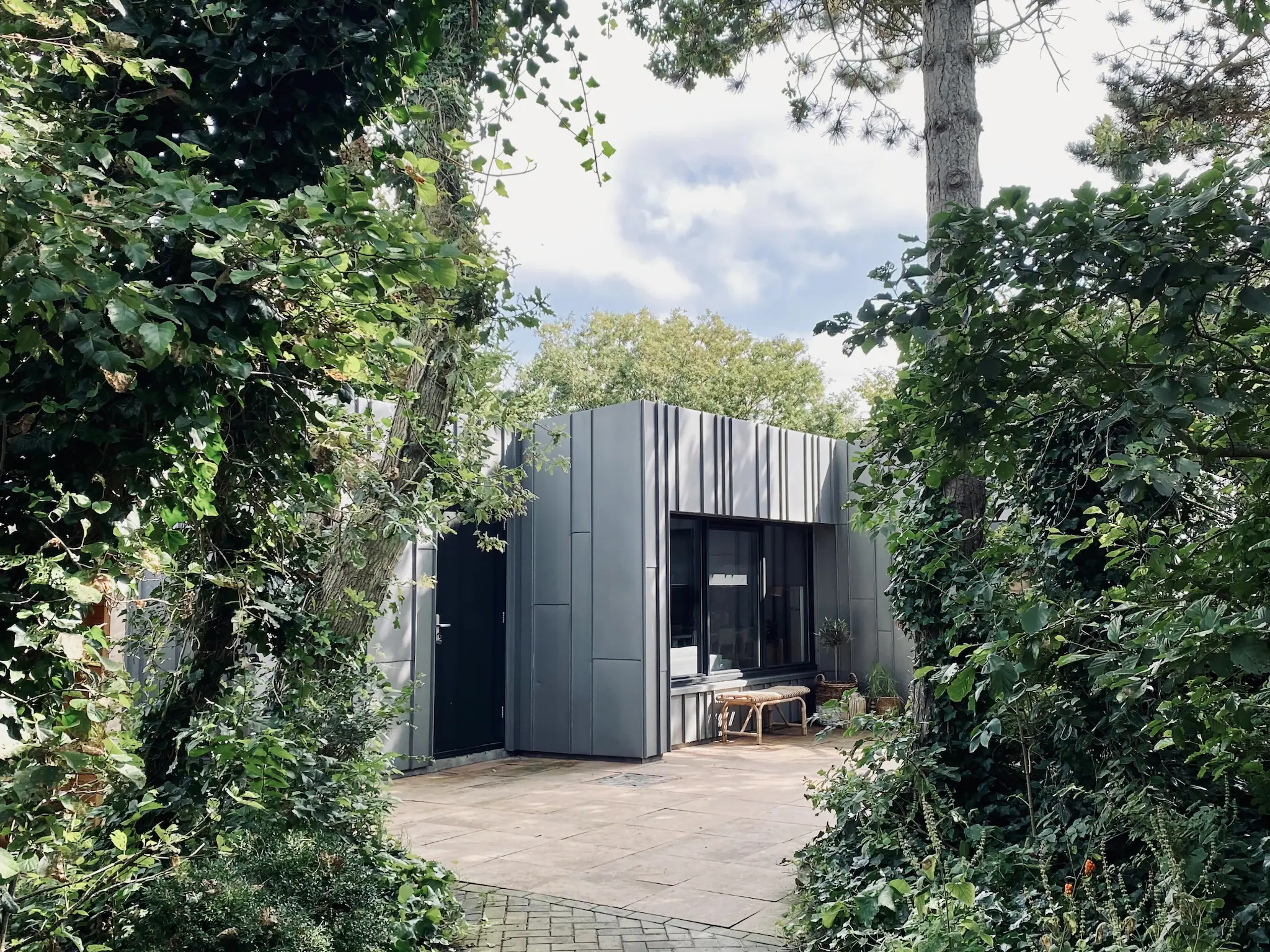 Foto's Unieke luxe vrijstaande vakantiewoning aan zee - Belvilla by Oyo