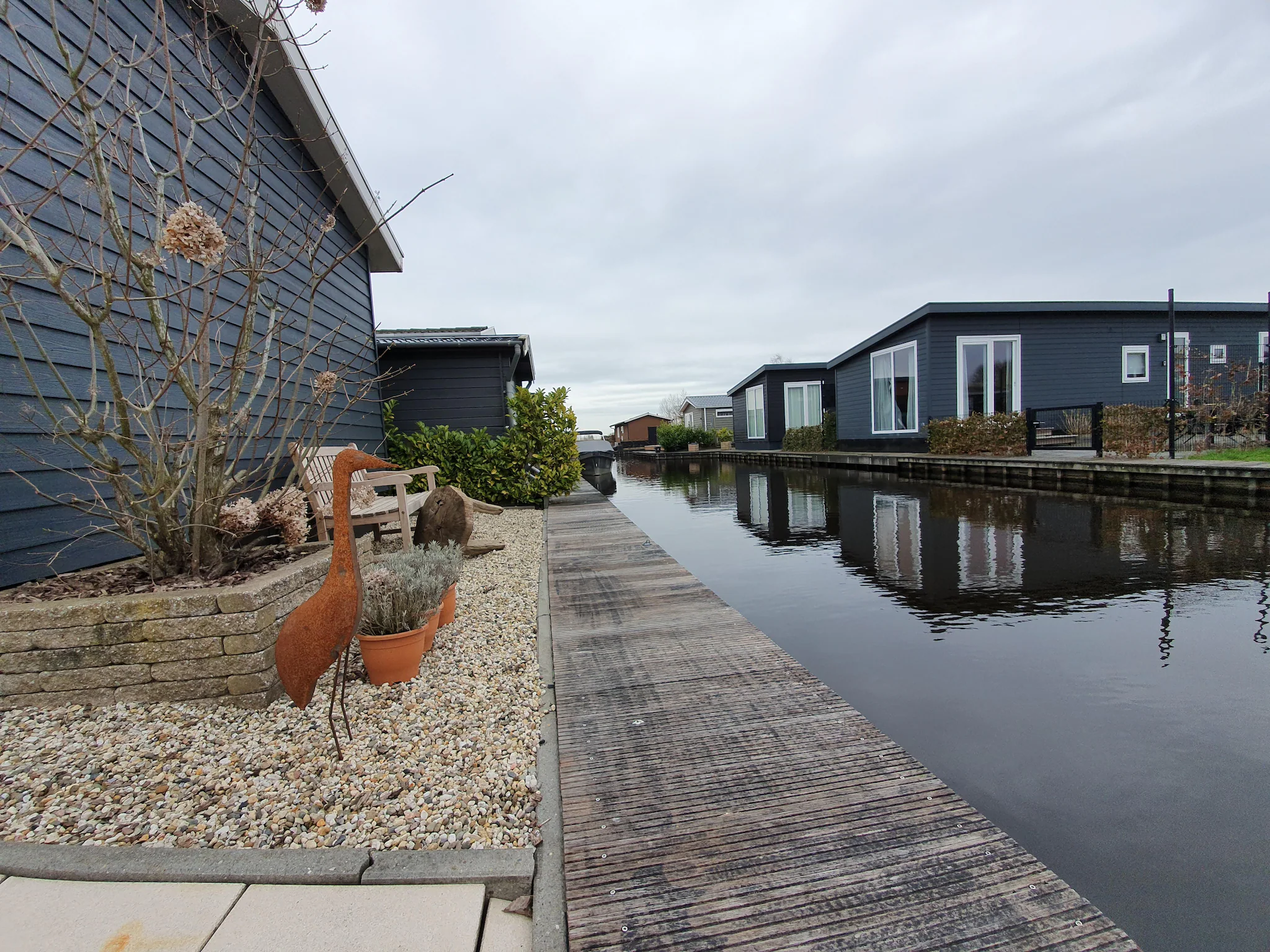 Foto's Gezellig chalet in Giethoorn met een aanlegsteiger - Belvilla by Oyo