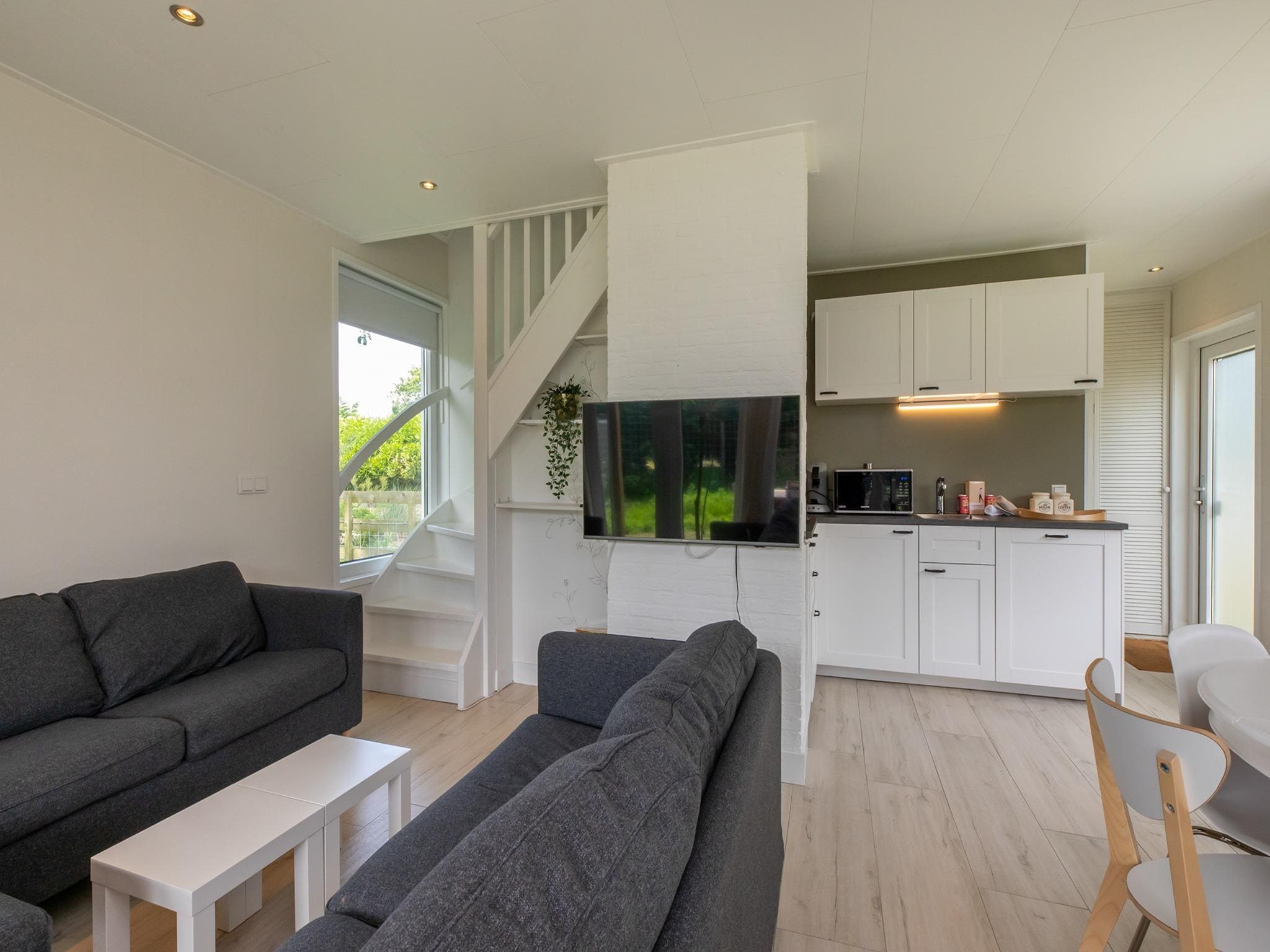 Foto's Rustig gelegen vakantiehuis in Renesse met tuin - Belvilla by Oyo