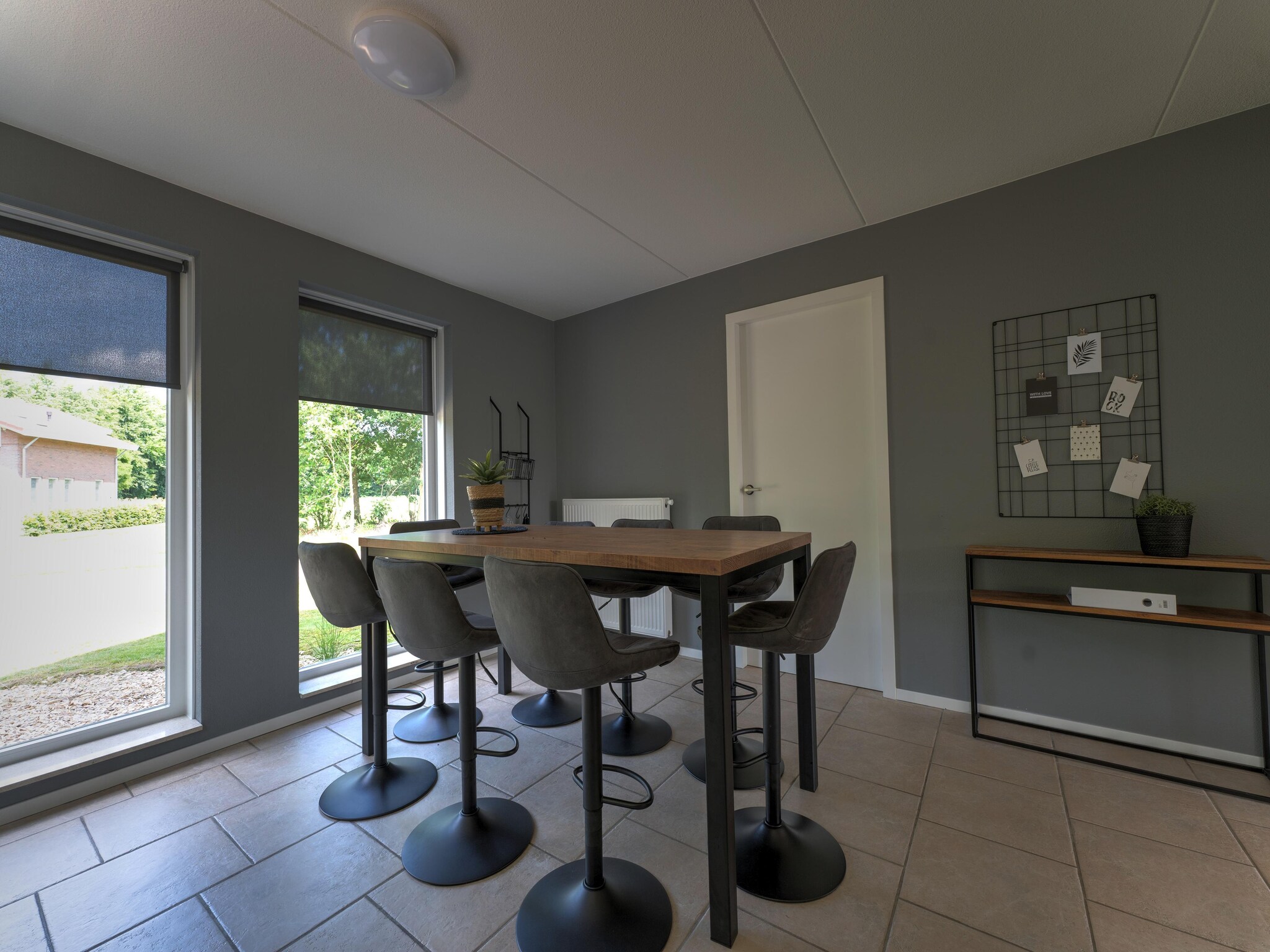 Foto's Mooie vakantiewoning op mooie buitenplaats in Zeewolde - Belvilla by Oyo