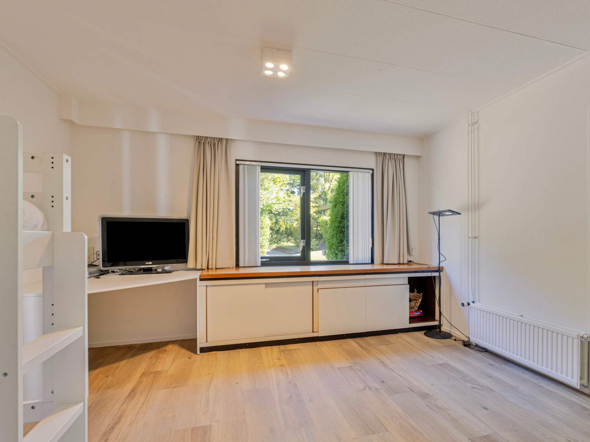 Foto's Ruime villa in Kamperland nabij meer - Belvilla by Oyo