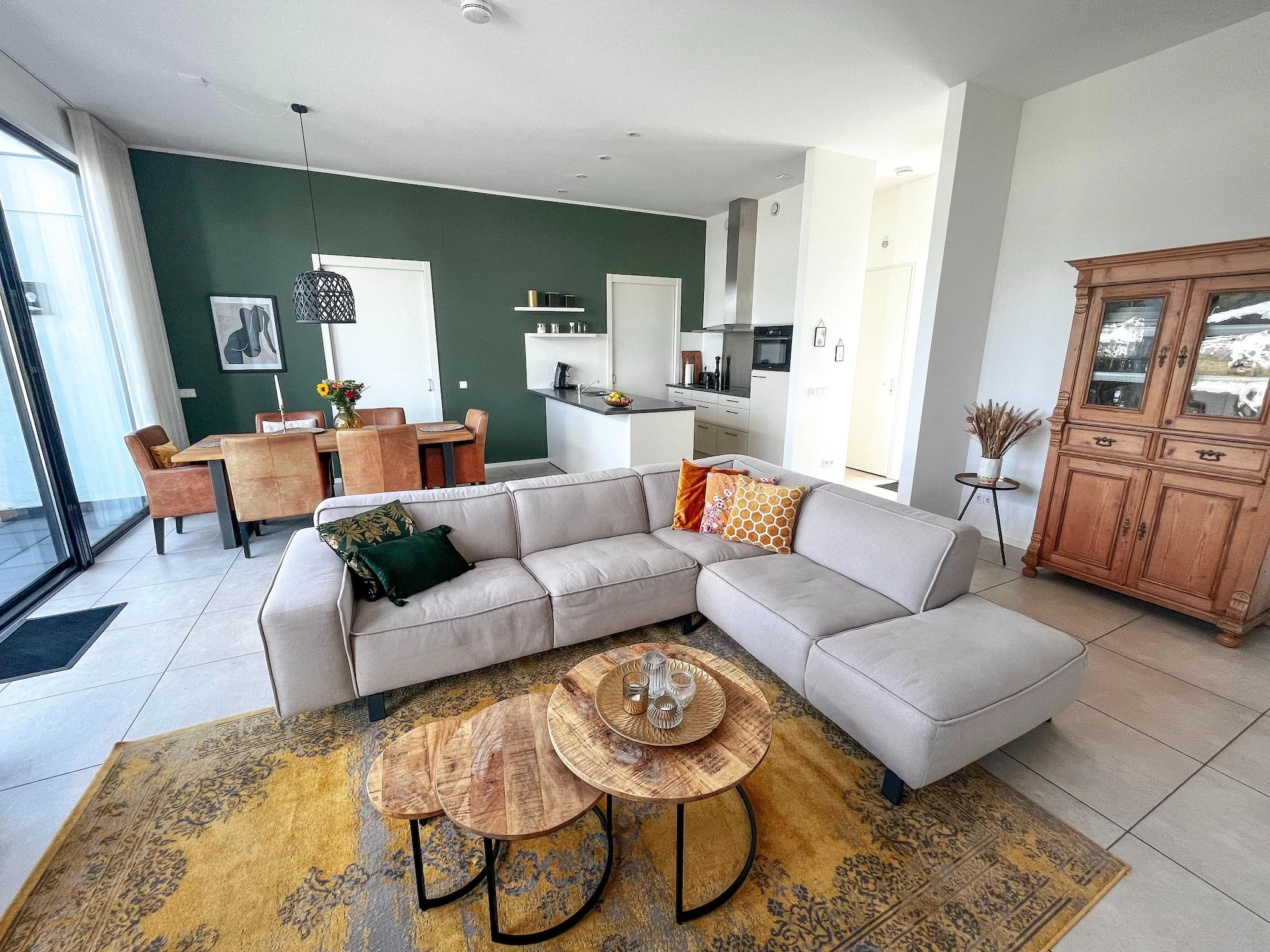 Foto's Luxe vakantiehuis in Zeewolde met tuin en bubbelbad - Belvilla by Oyo