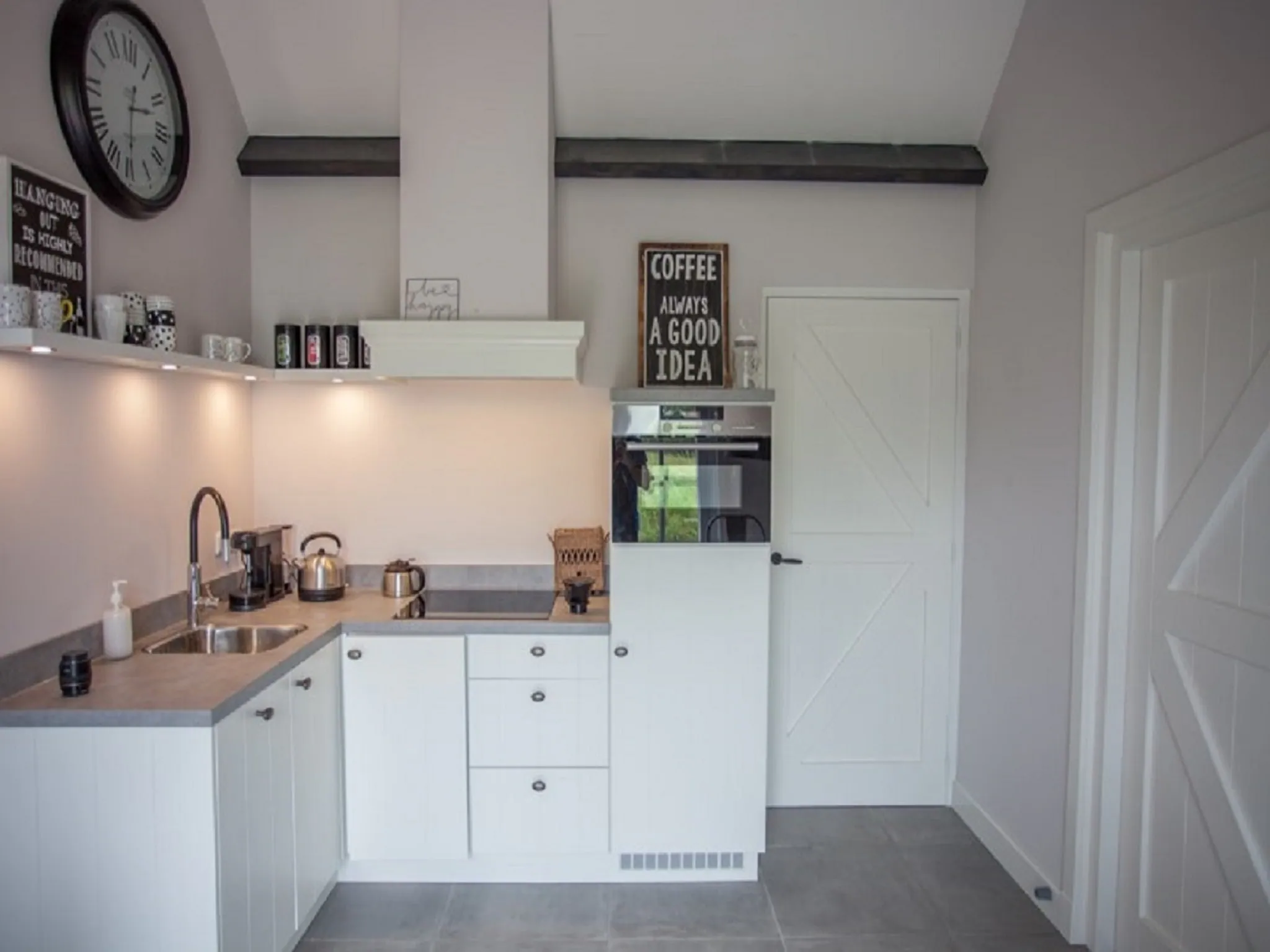 Foto's Prachtig chalet aan de rivier in Cothen - Belvilla by Oyo