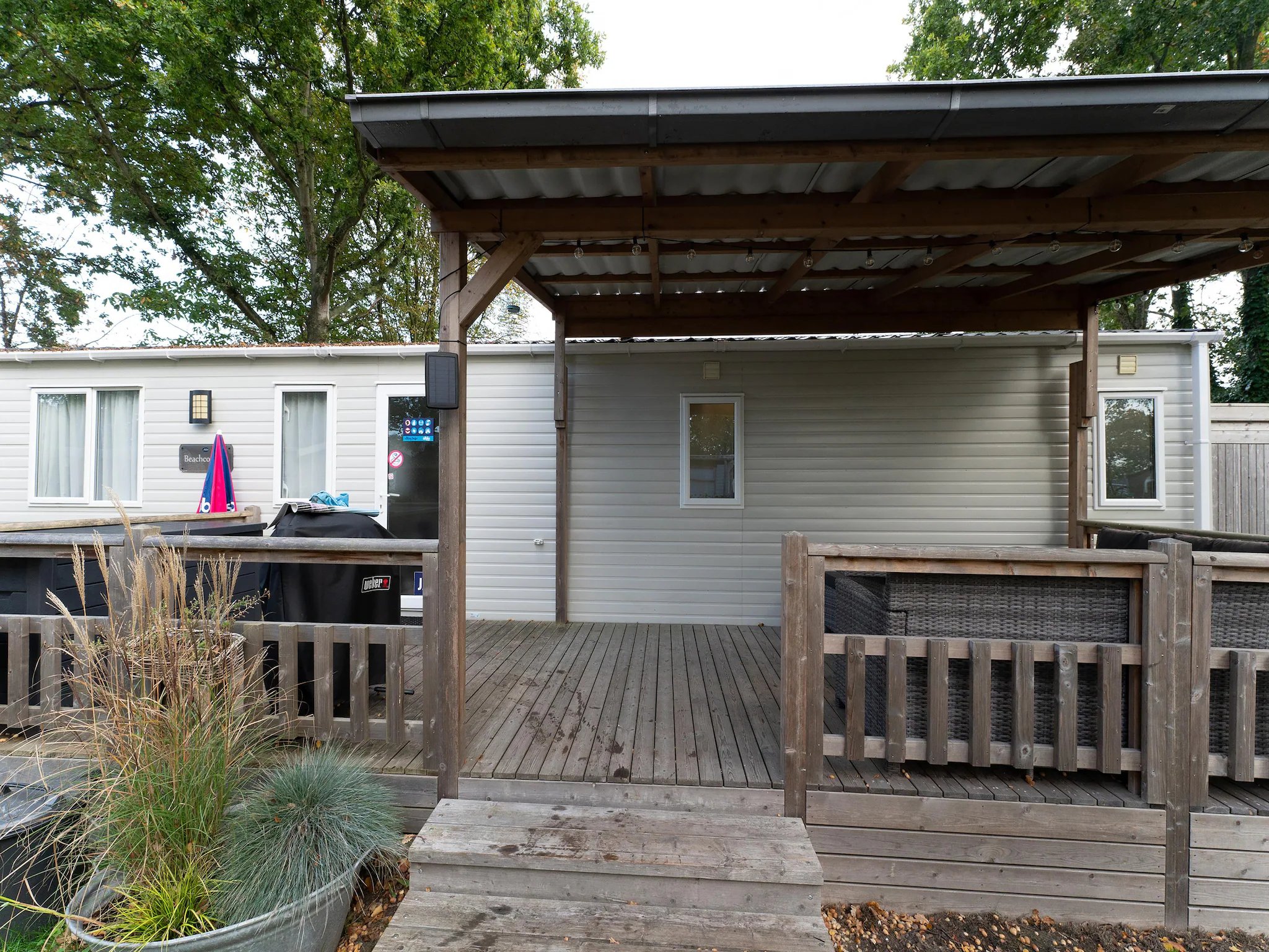 Foto's Comfortabel chalet met terras en tuin in Renesse - Belvilla by Oyo