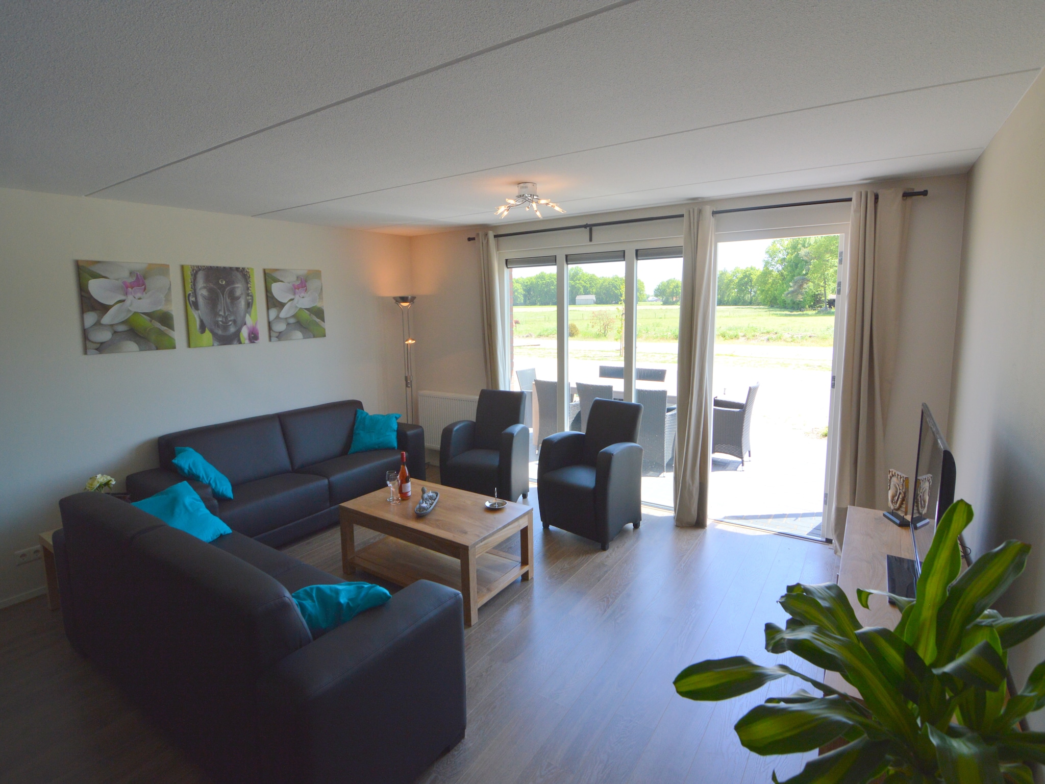 Foto's Leuk appartement in Haaksbergen met uitzicht op weilanden - Belvilla by Oyo