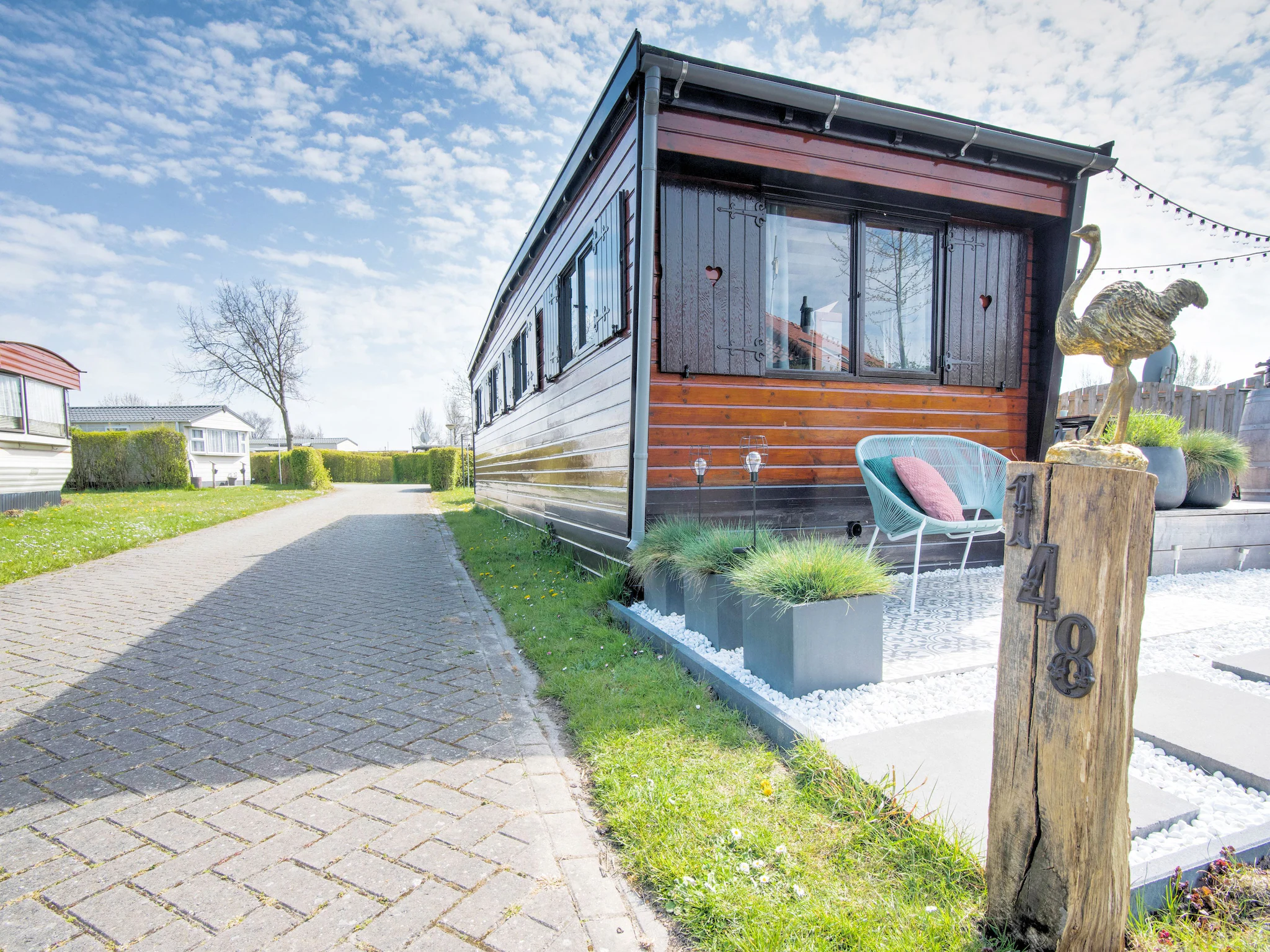 Foto's Landelijk chalet in Brouwershaven met een barbecue - Belvilla by Oyo