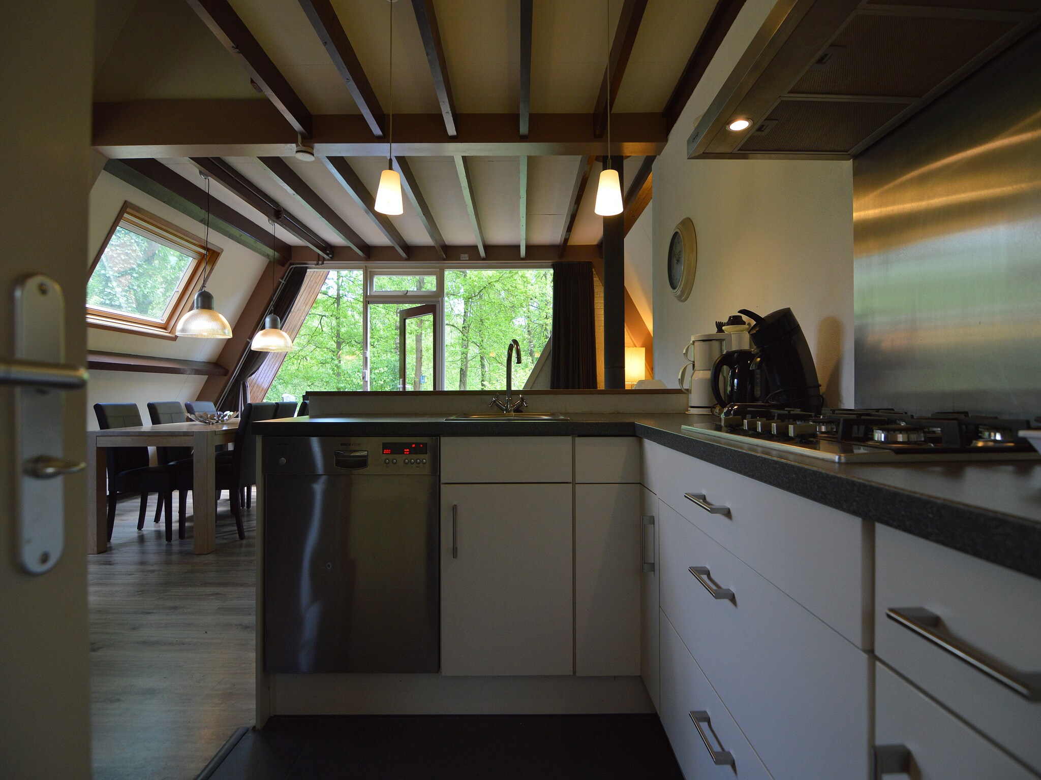 Foto's Comfortabele woning in Stramproy met uitzicht op het bos - Belvilla by Oyo