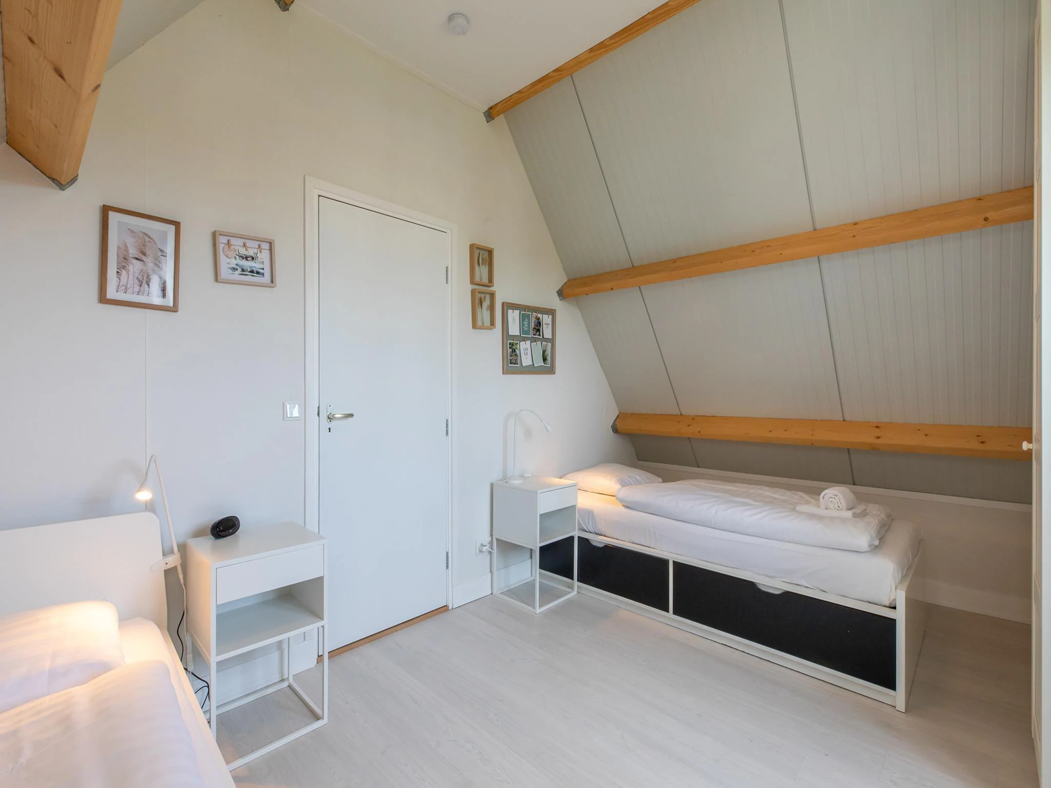 Foto's Rustig gelegen vakantiehuis in Renesse met tuin - Belvilla by Oyo