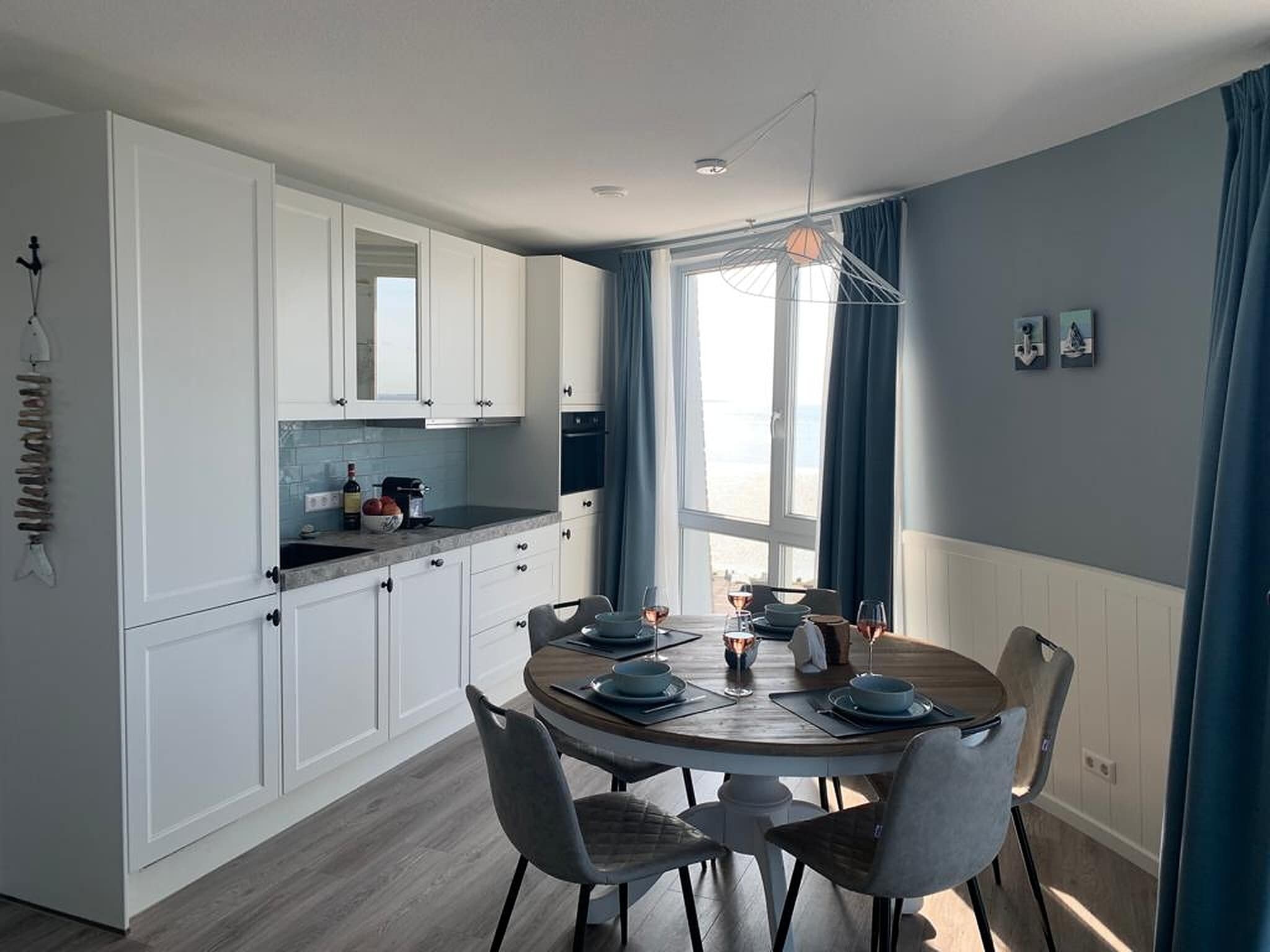 Foto's Stijlvol appartement met zeezicht - Belvilla by Oyo