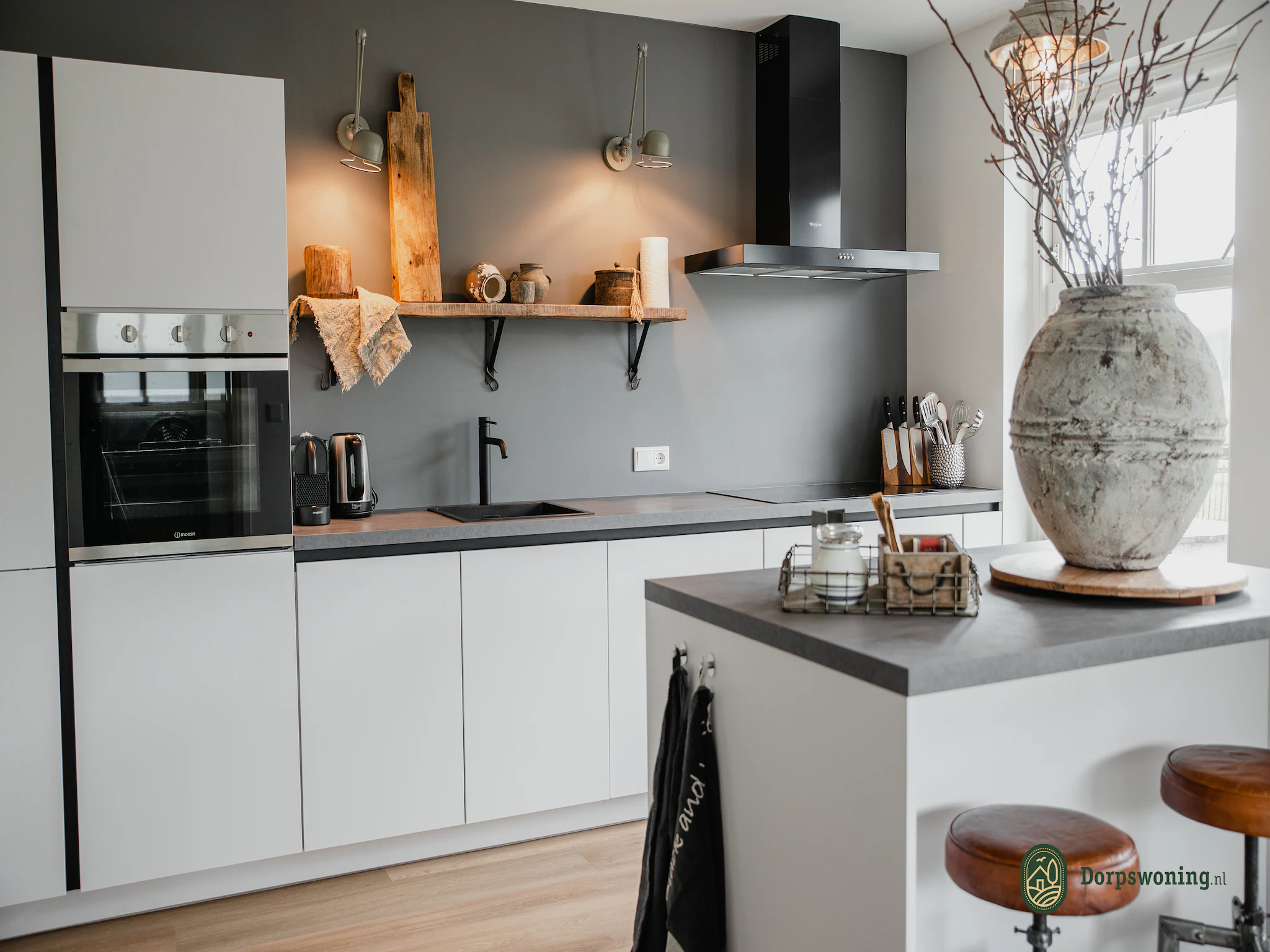 Foto's Mooie vakantiewoning in Leende met omheinde tuin - Belvilla by Oyo