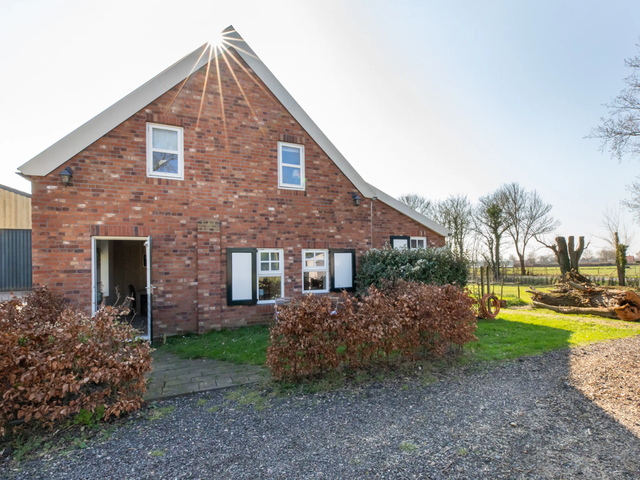 Foto's Gezellig vakantiehuis met tuin - Belvilla by Oyo