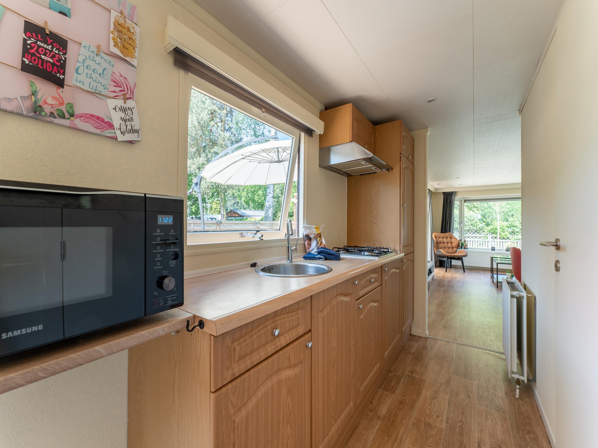 Foto's Chalet in Grenspark Kalmhoutse Heide bij Antwerpen - Belvilla by Oyo
