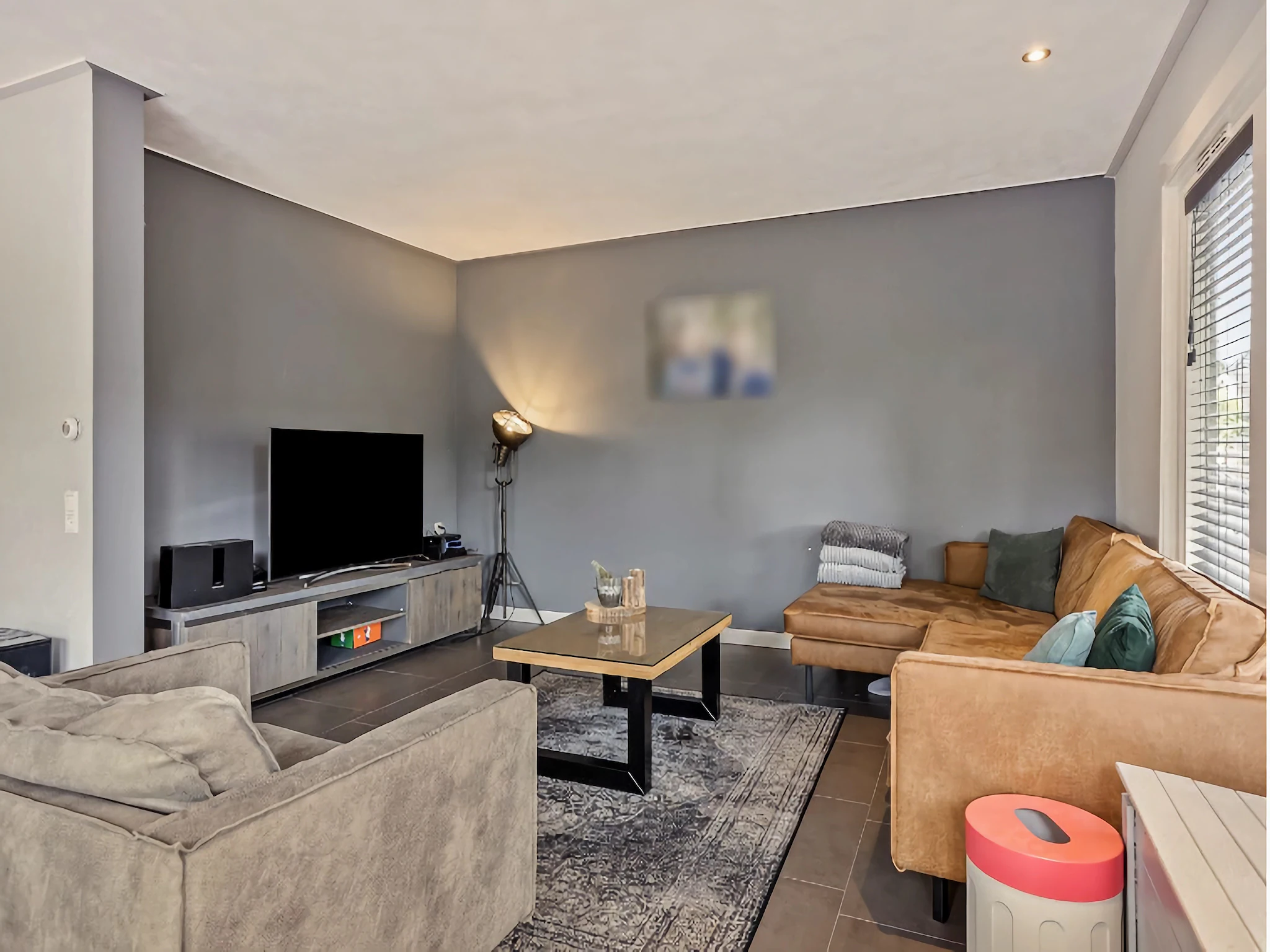 Foto's Comfortabele woning met tuin en parkeergelegenheid - Belvilla by Oyo