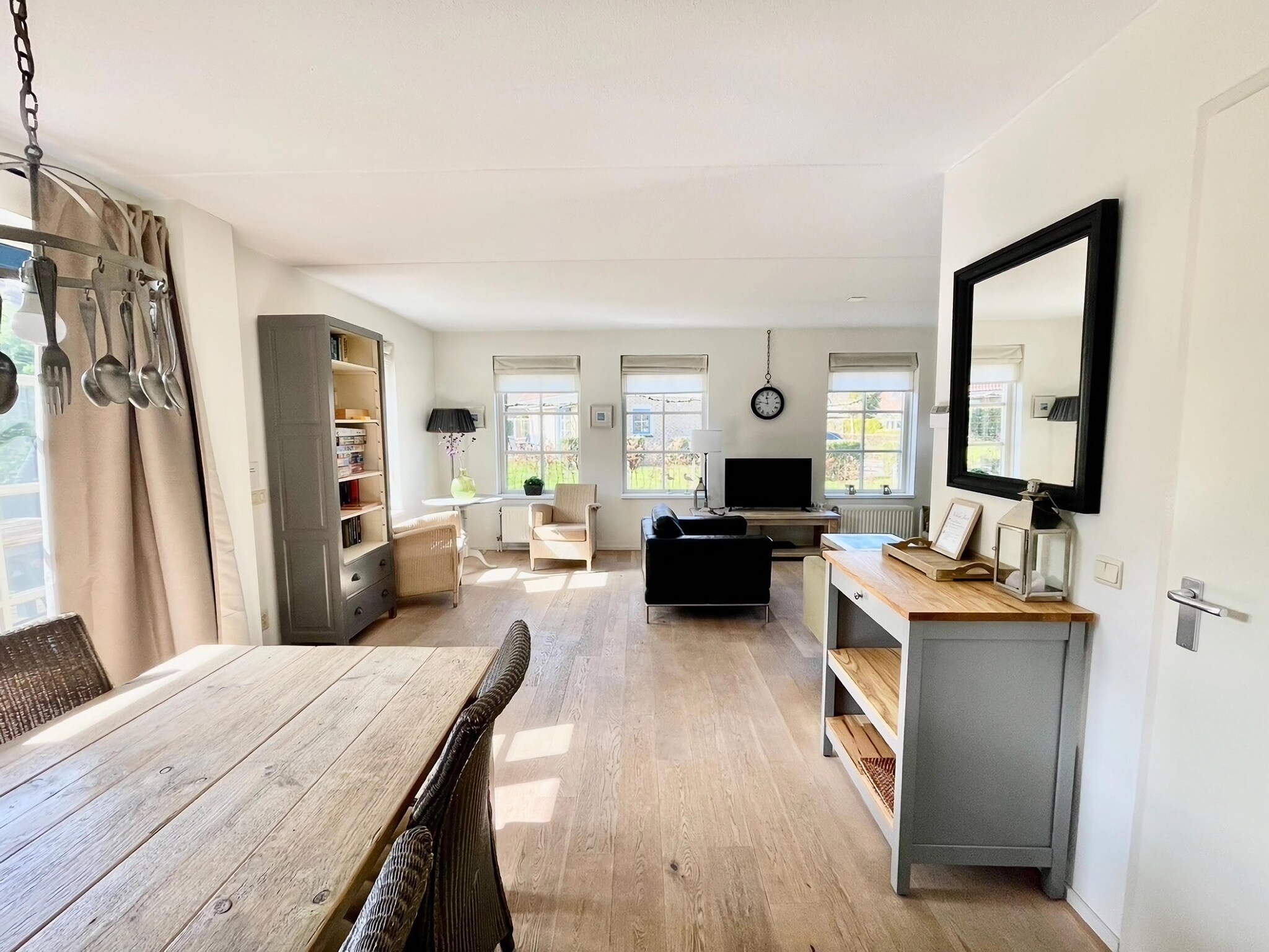 Foto's vakantiewoning op kleinschalig vakantiepark - Belvilla by Oyo